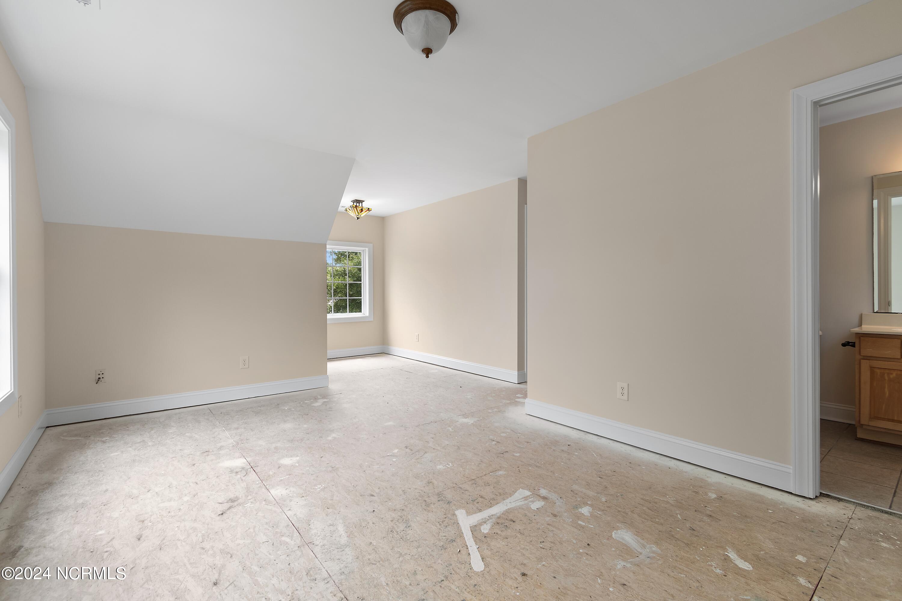 2675 Jessica Lane SW