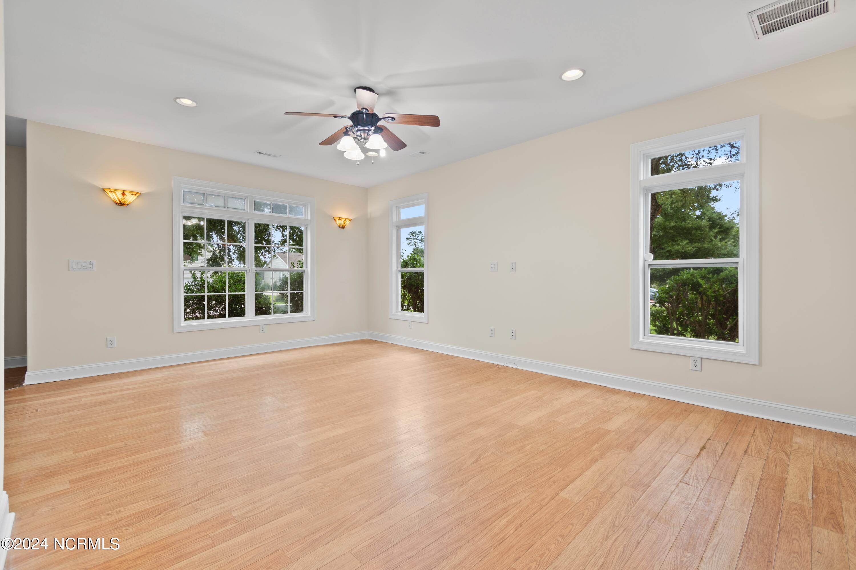 2675 Jessica Lane SW