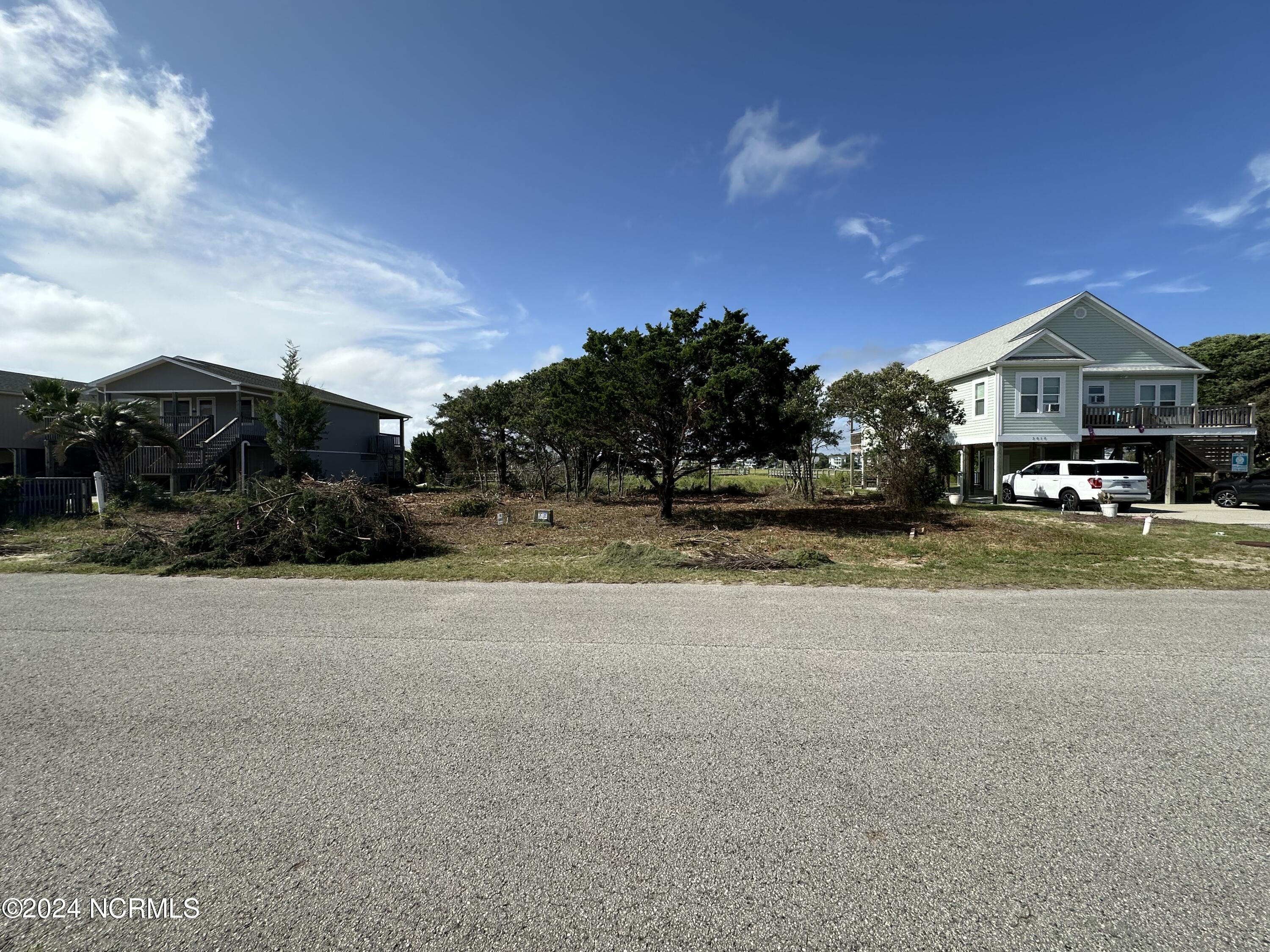 3012 6 W Pelican Drive