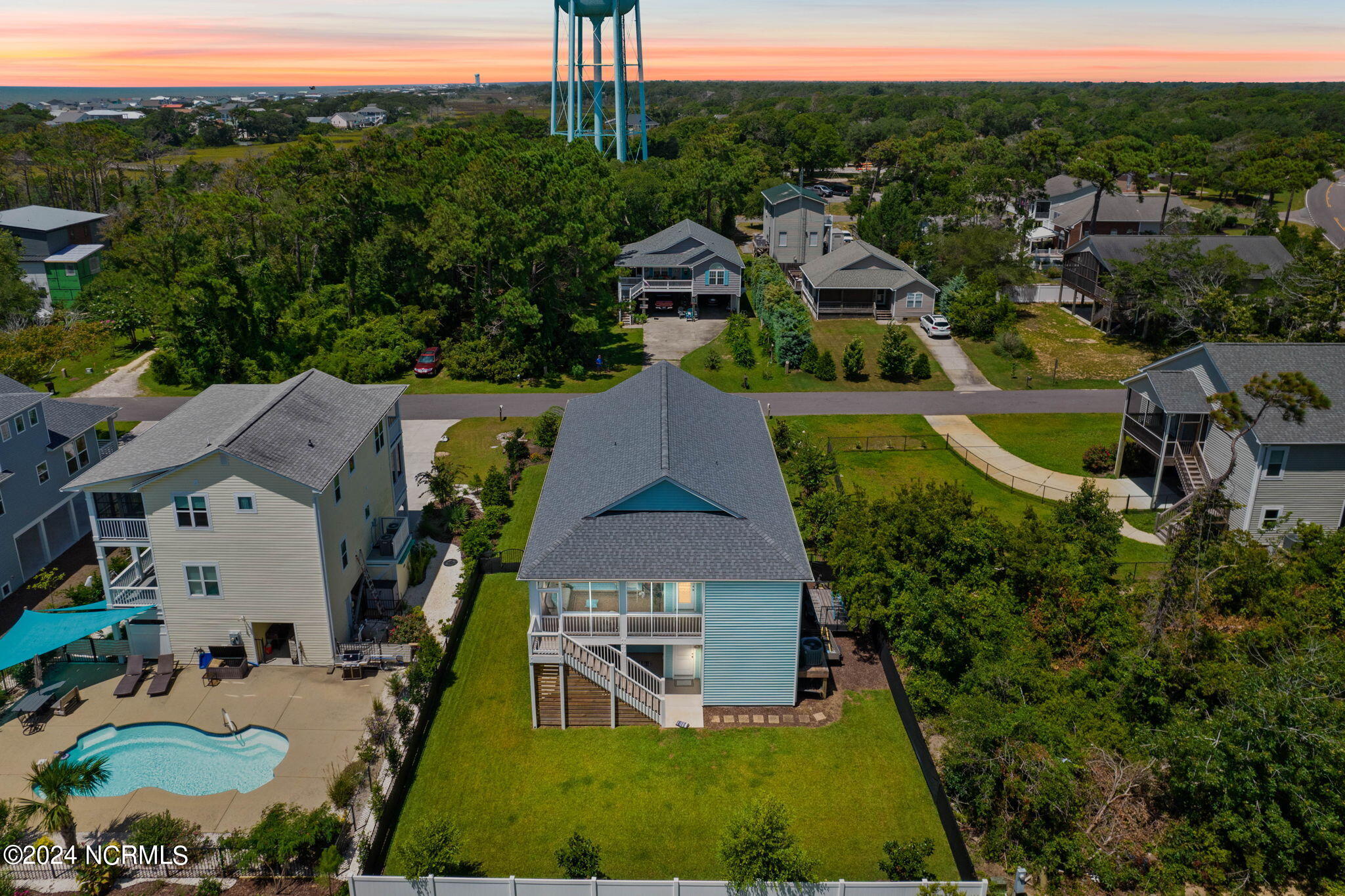 102 SE 32nd Street