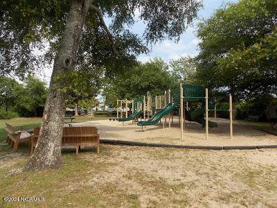 102 SE 32nd Street