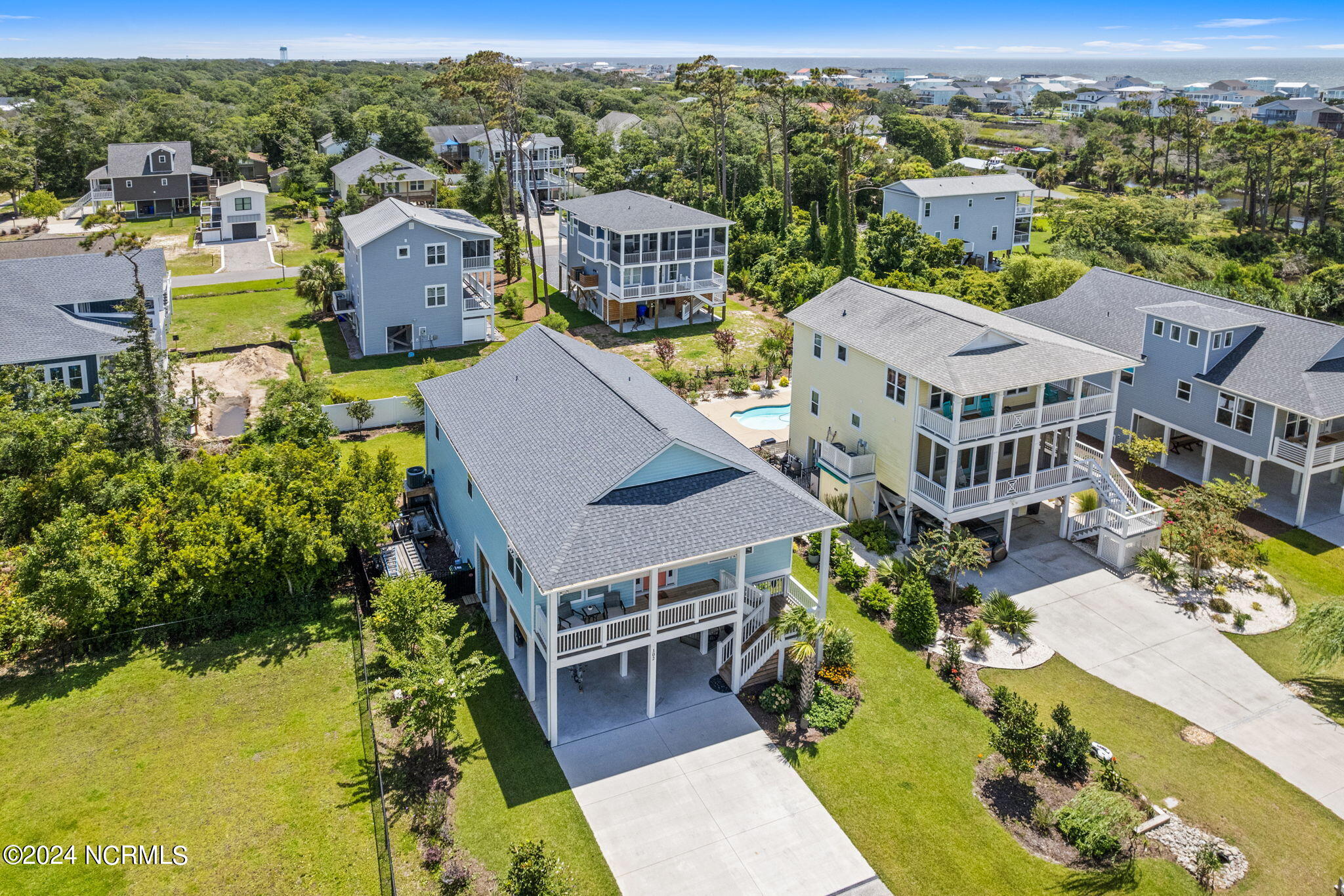 102 SE 32nd Street