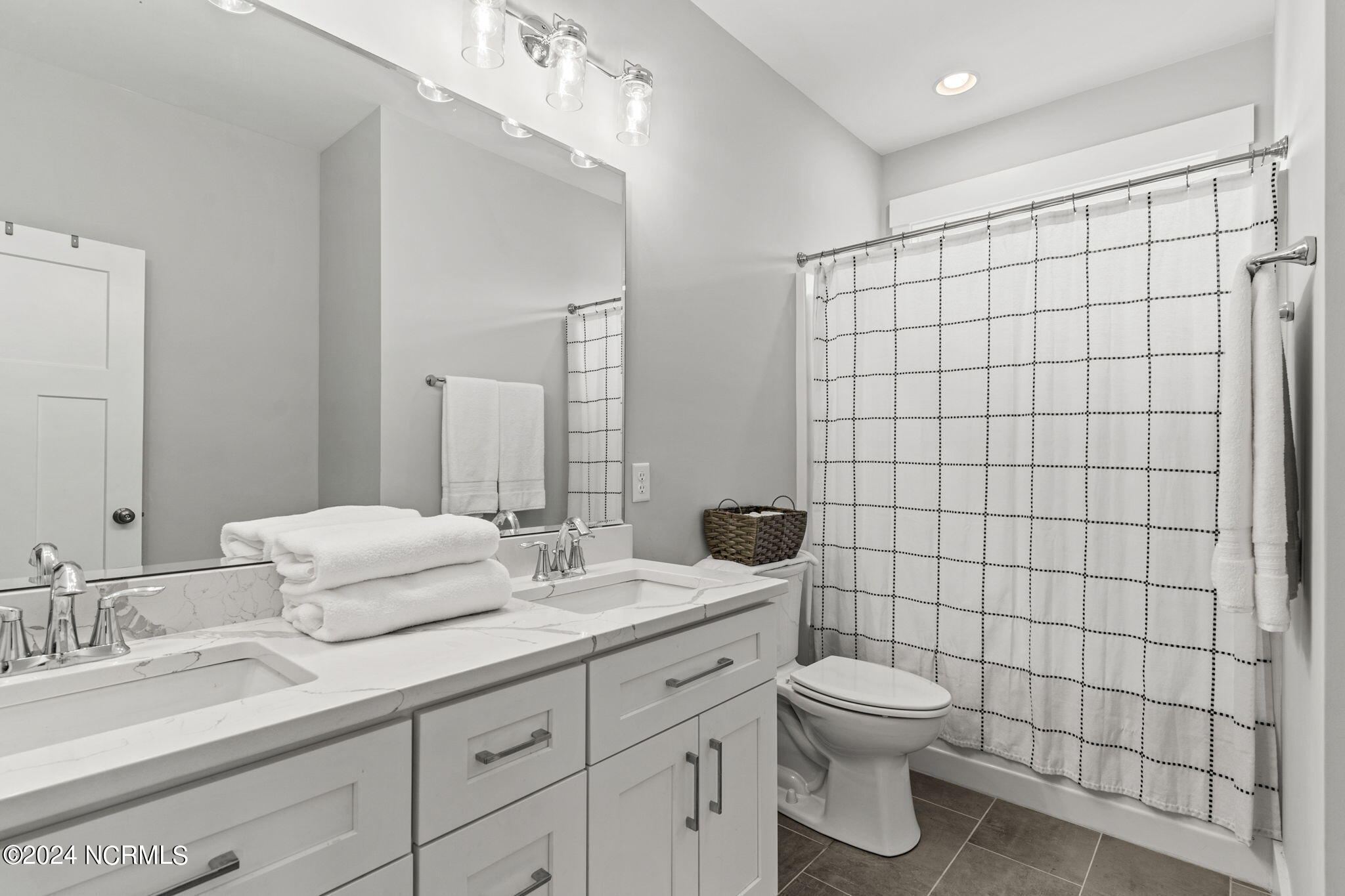 102 SE 32nd Street