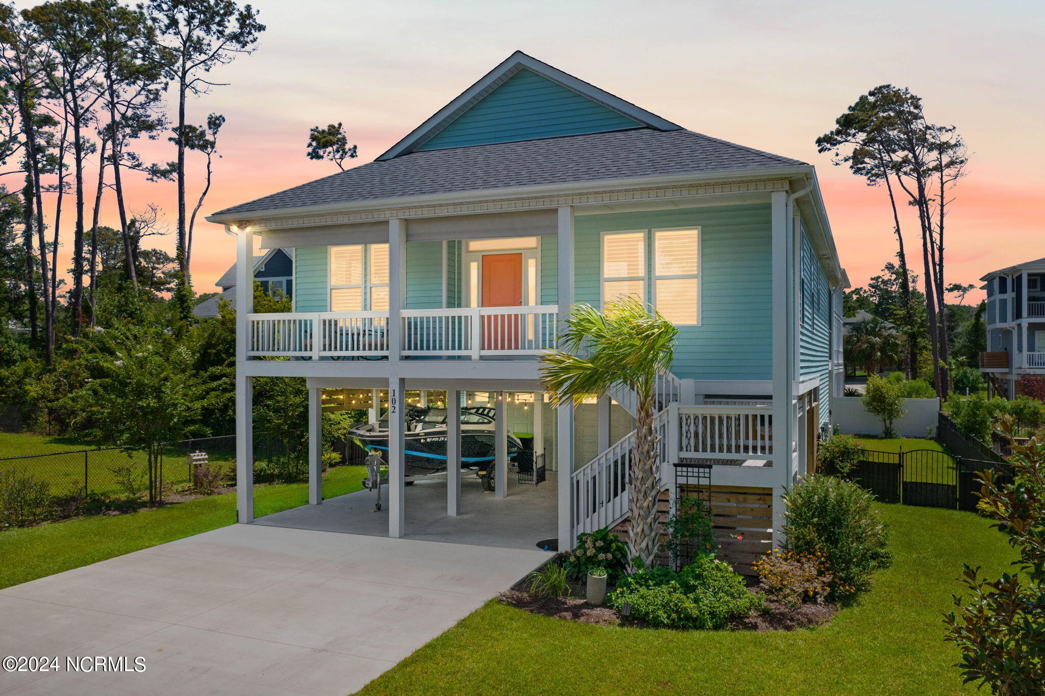 102 SE 32nd Street