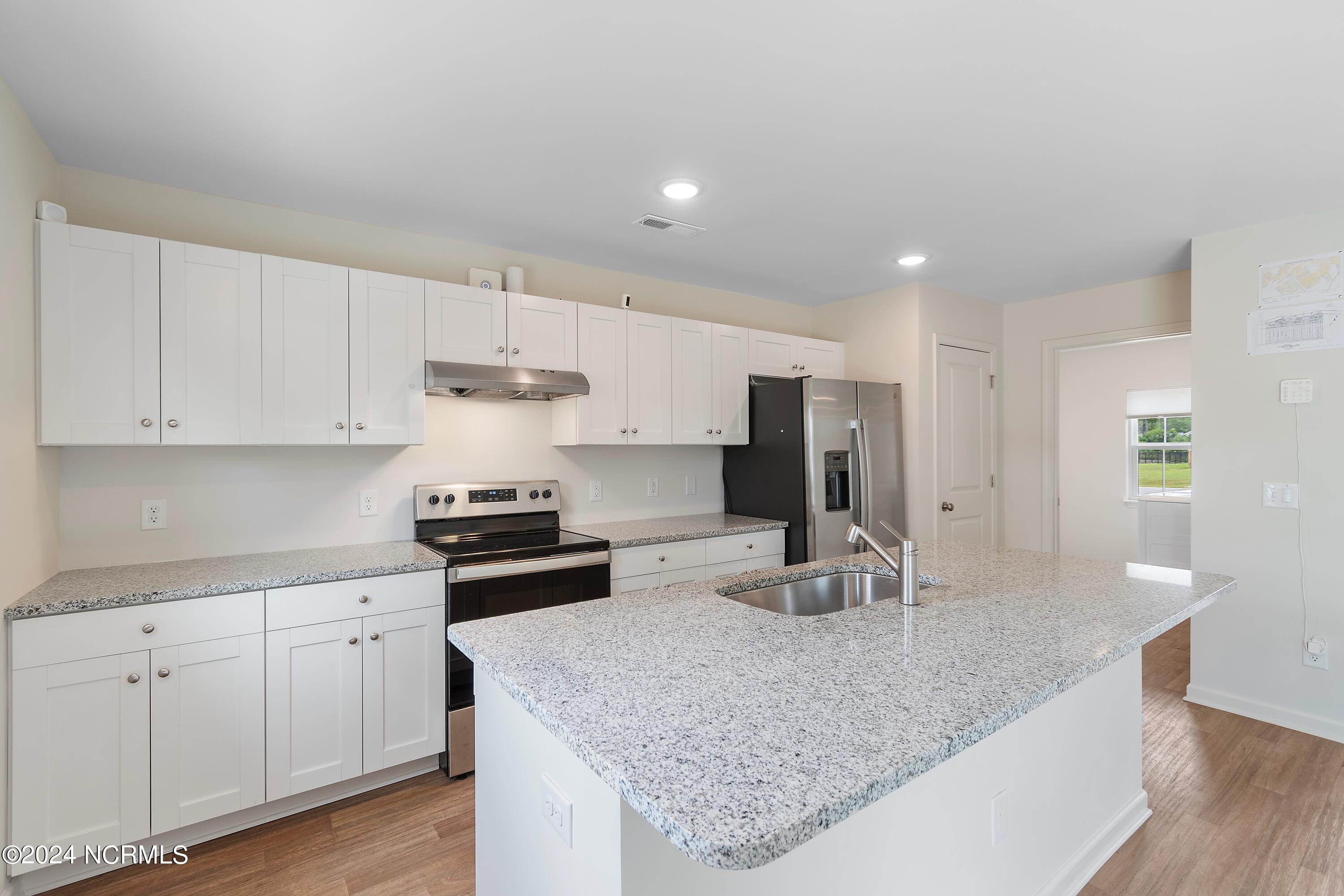 900 Pine Needles Road