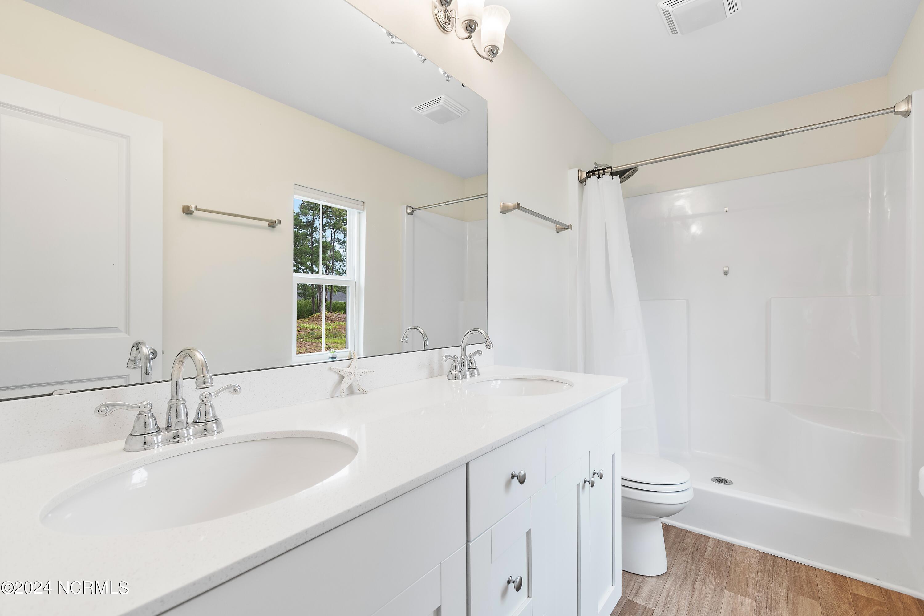 900 Pine Needles Road