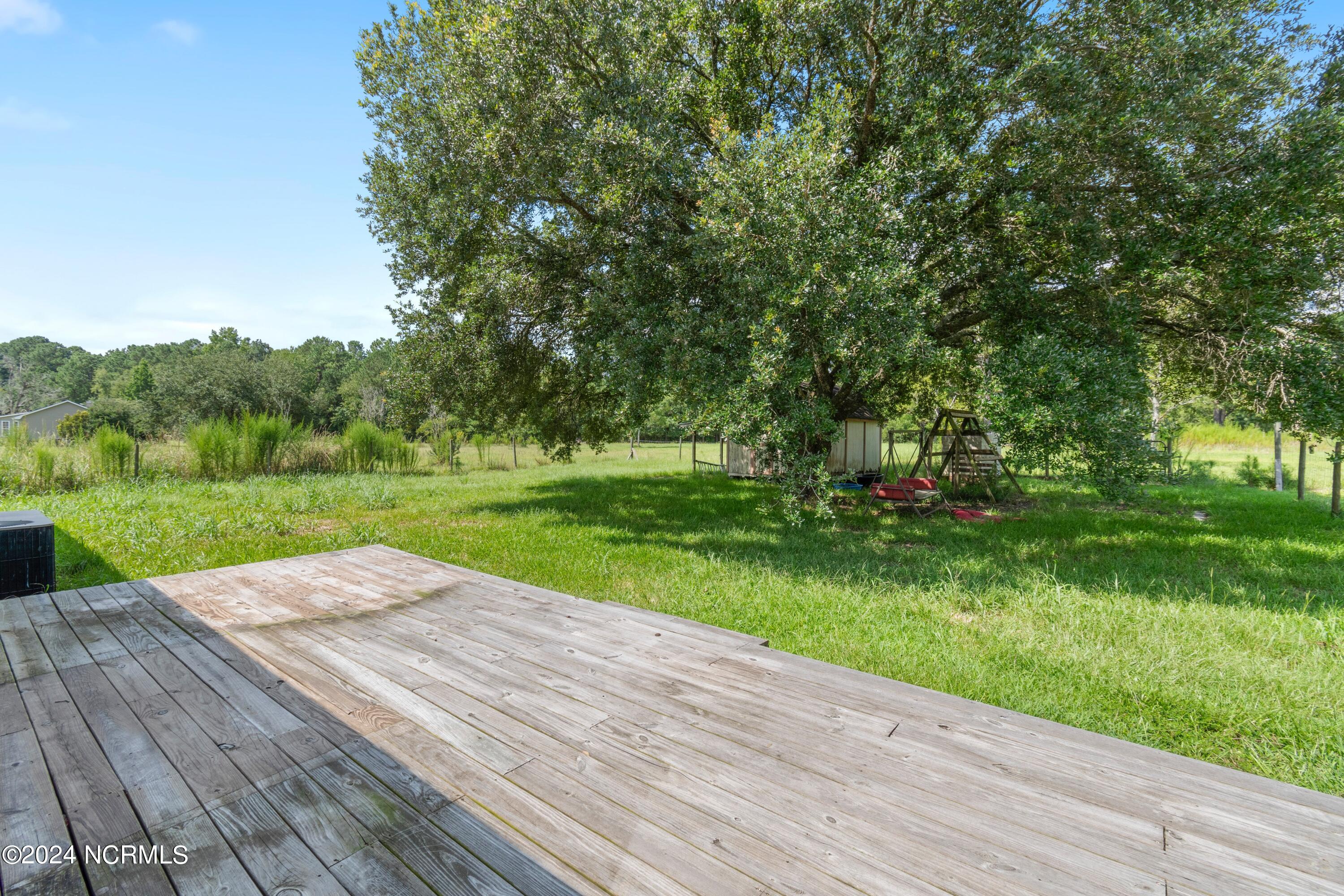 1208 Green Lewis Road SE