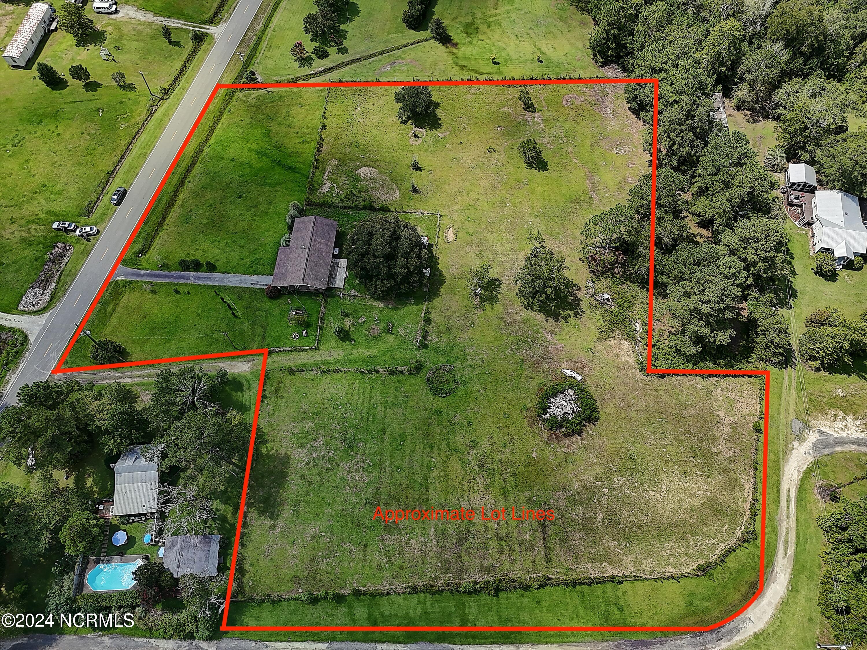 1208 Green Lewis Road SE