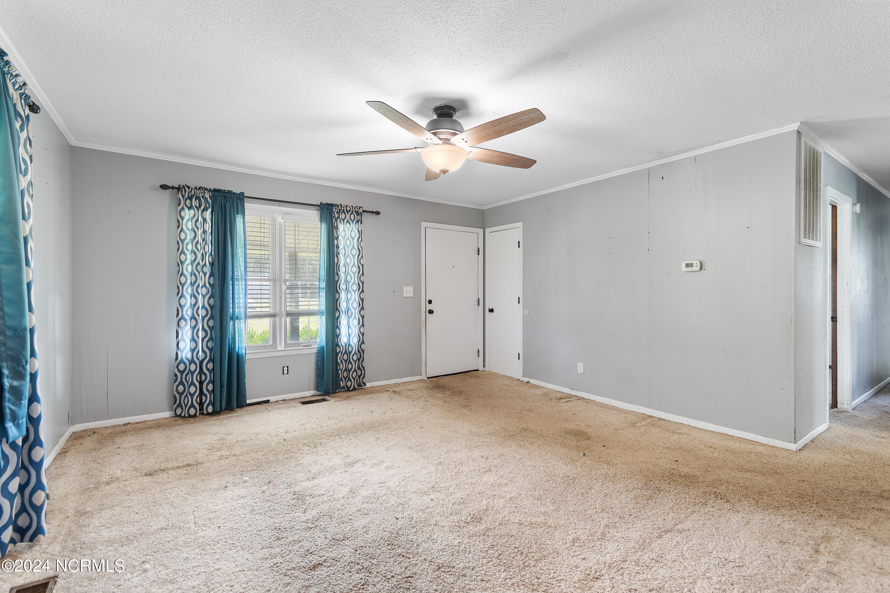 1208 Green Lewis Road SE