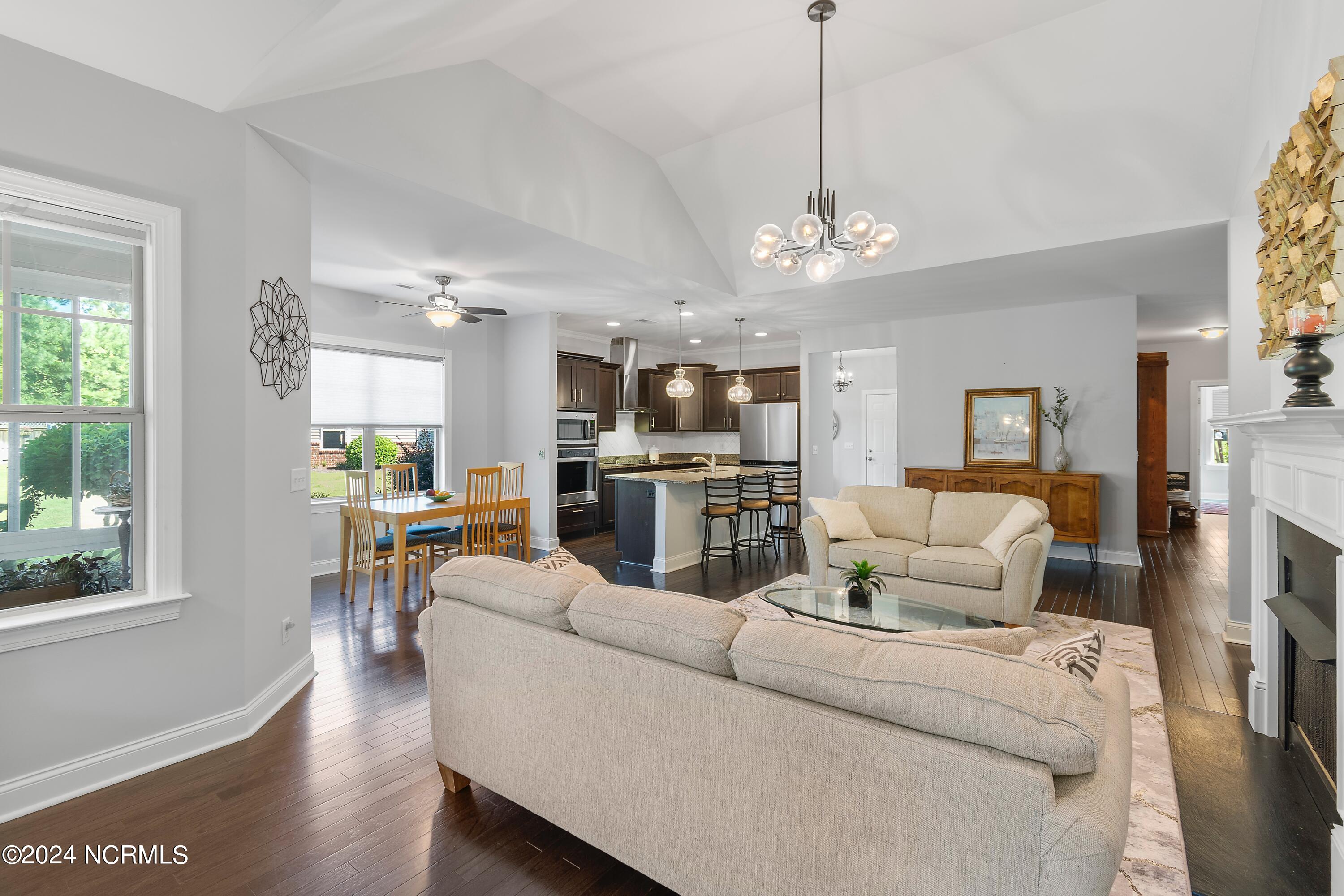 4179 Cambridge Cove Circle SE, 3