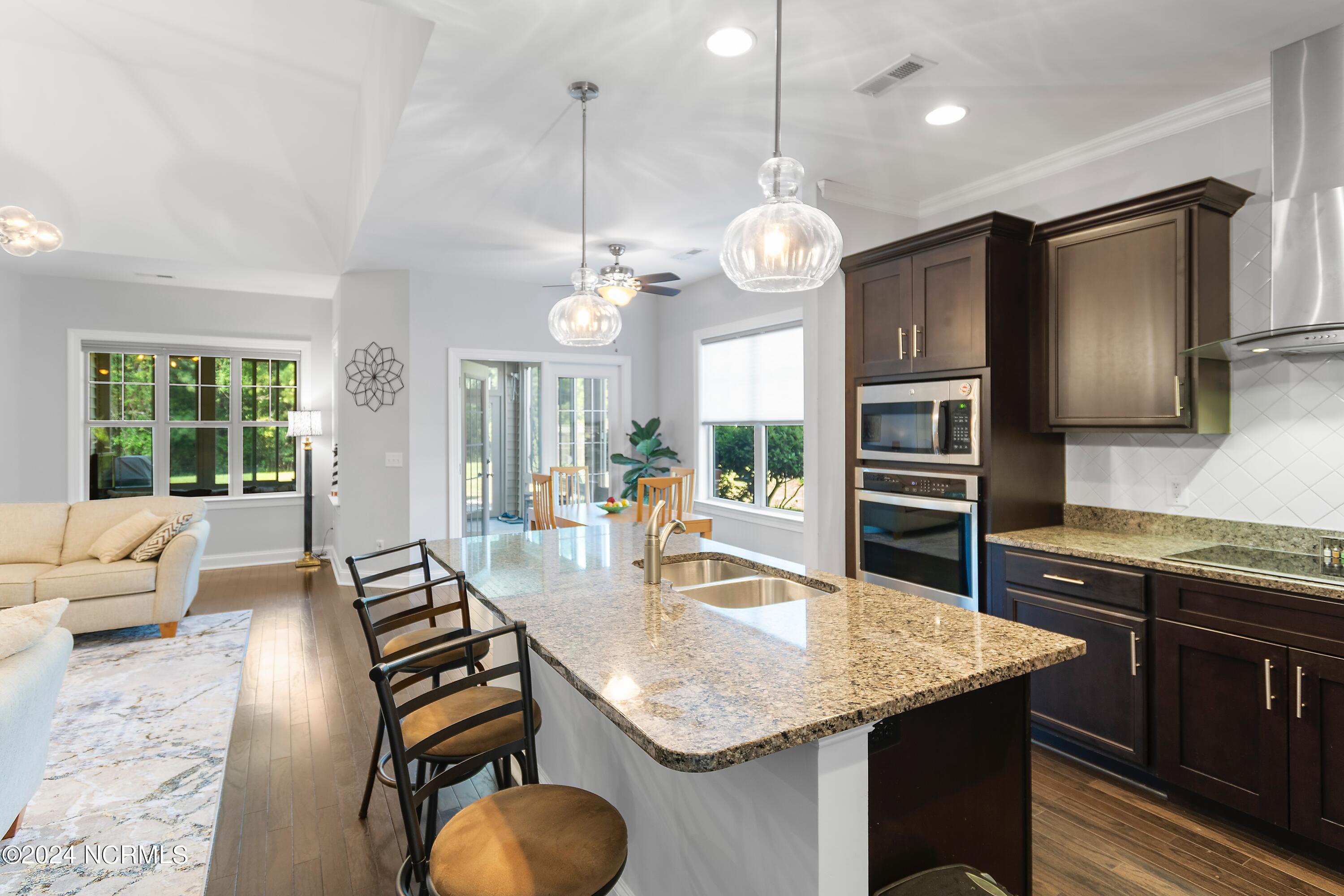 4179 Cambridge Cove Circle SE, 3