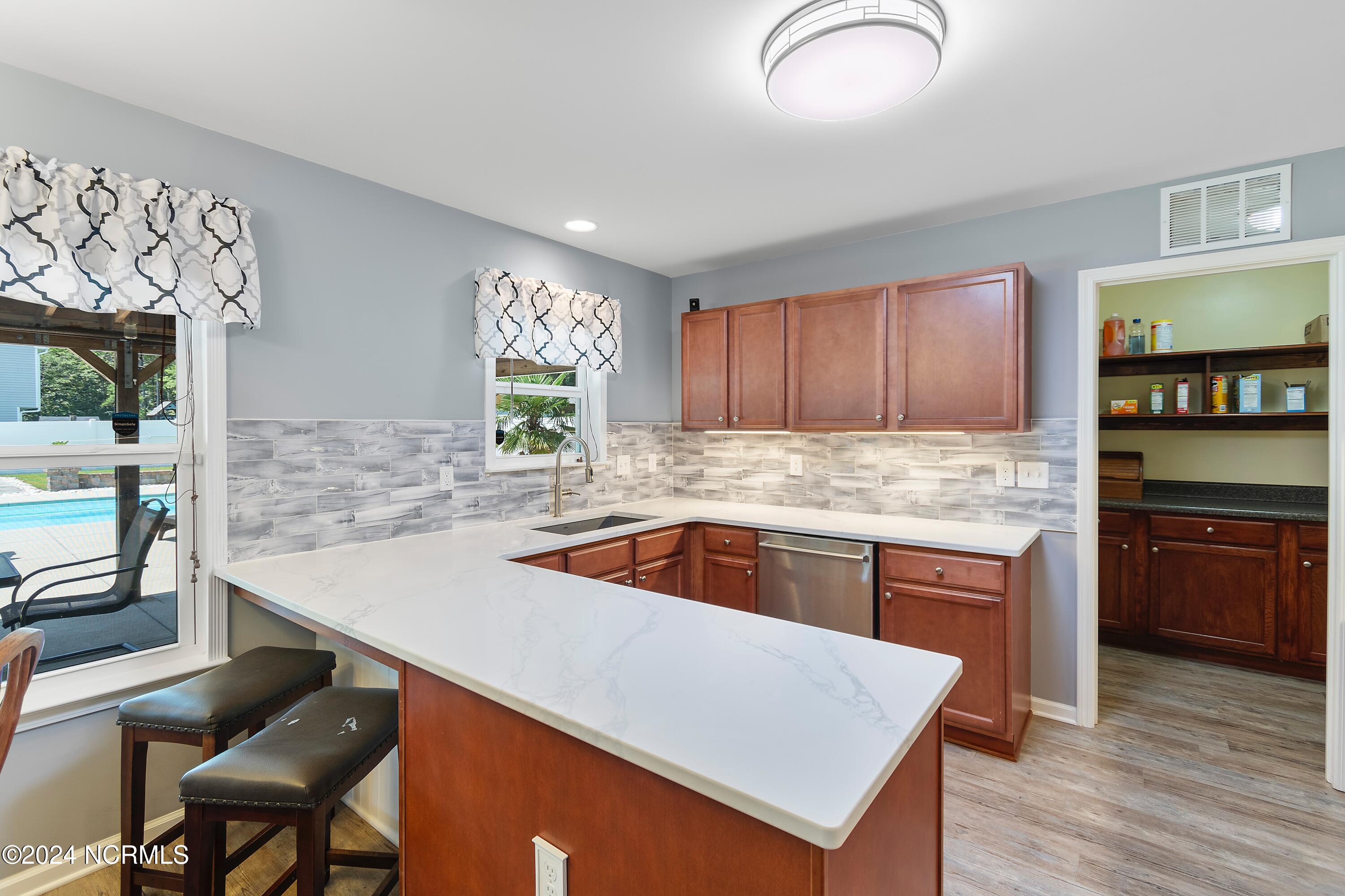 225 Fort Charles Drive NW