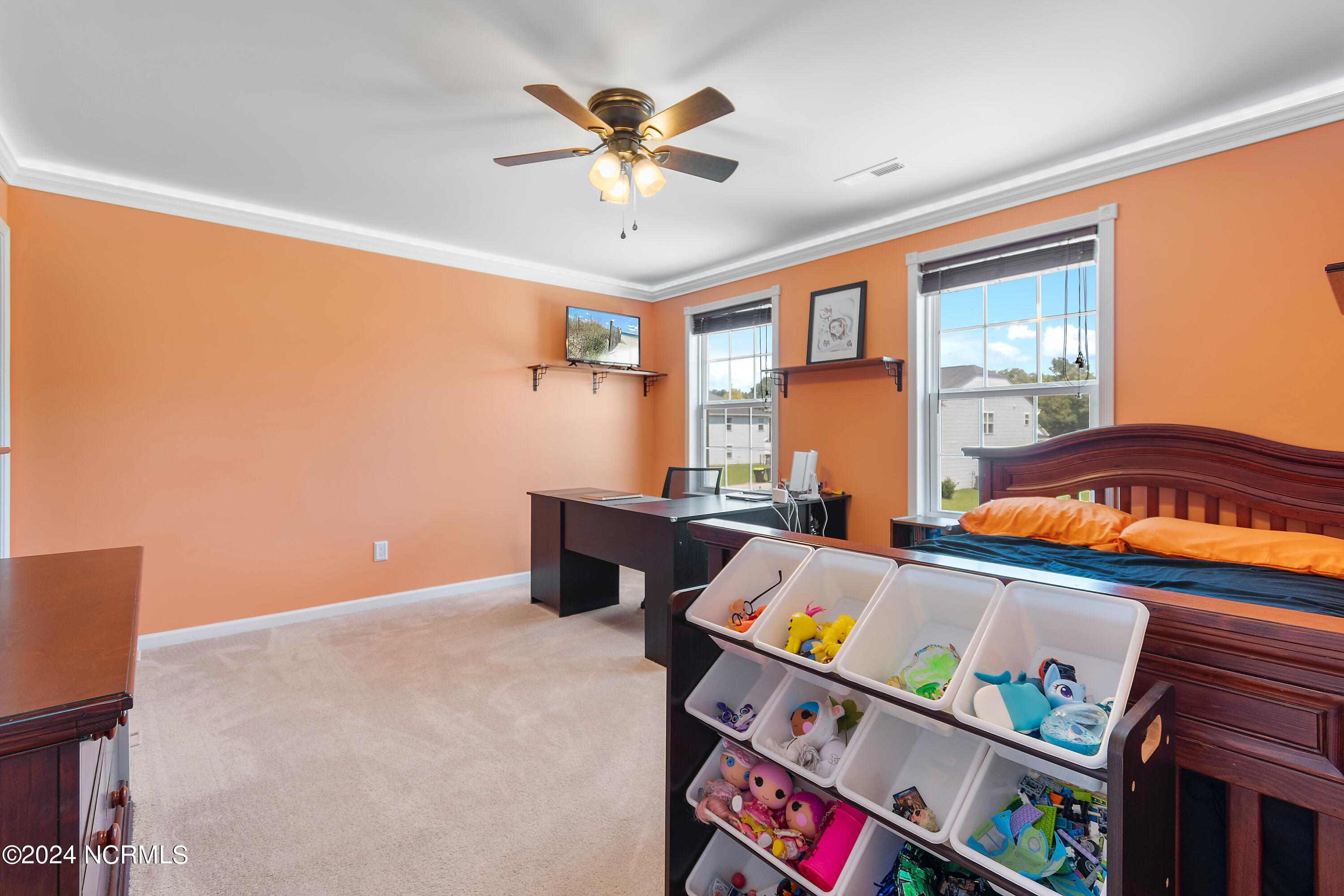 225 Fort Charles Drive NW