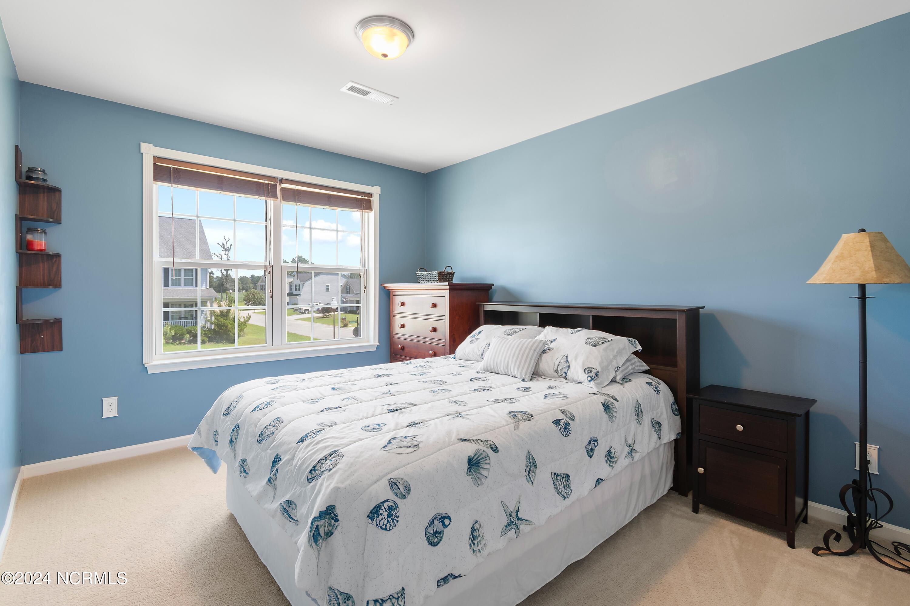 225 Fort Charles Drive NW