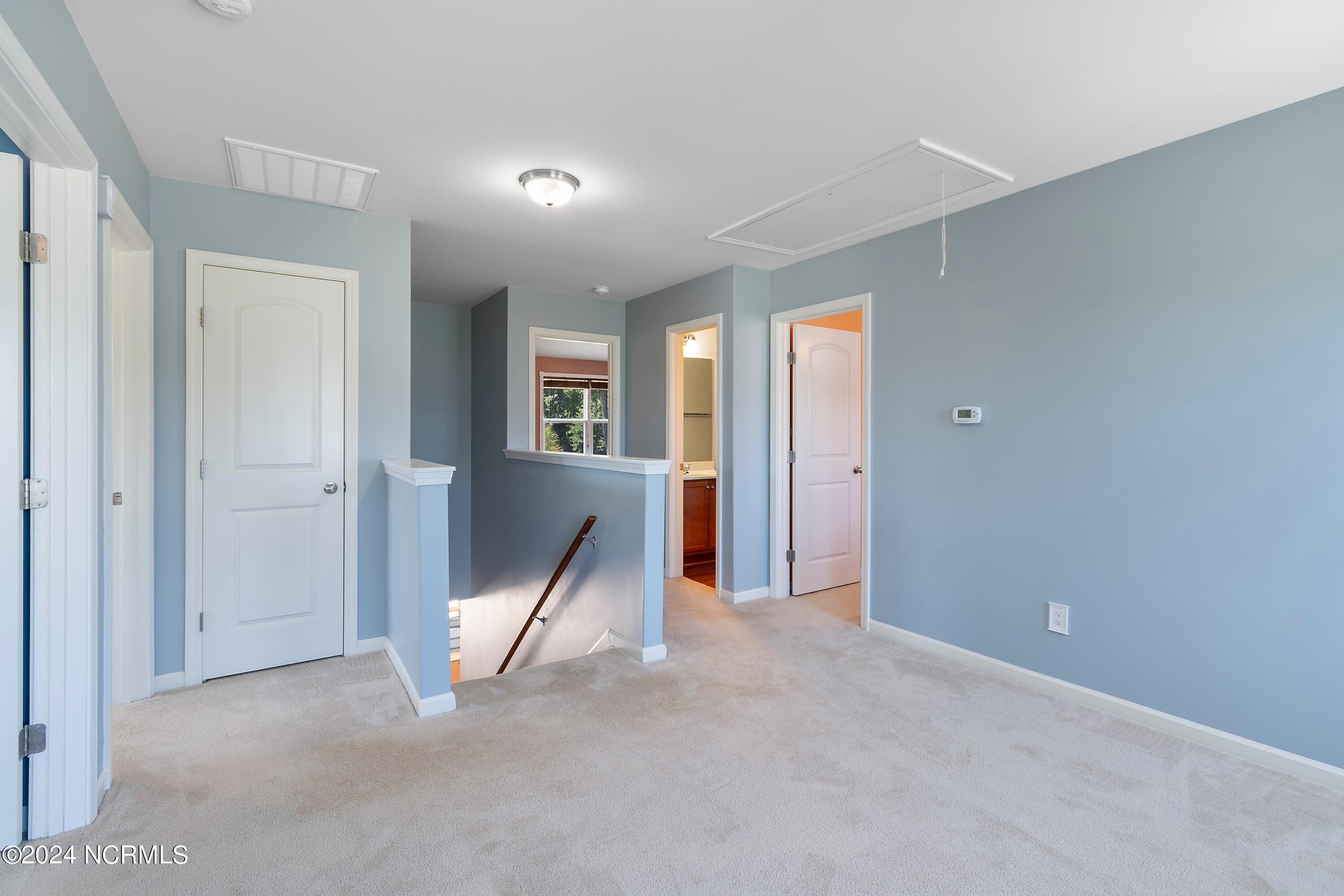 225 Fort Charles Drive NW