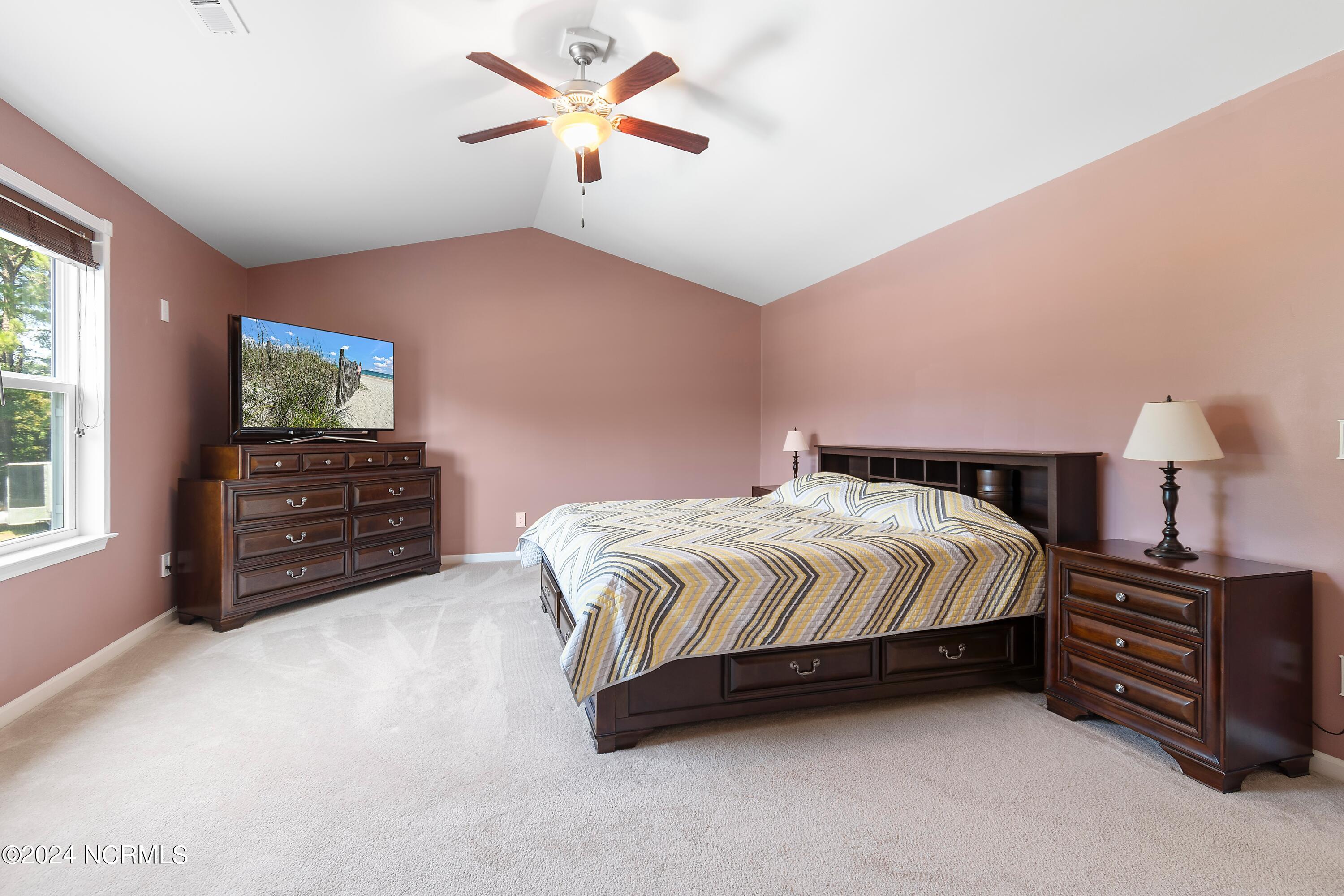 225 Fort Charles Drive NW