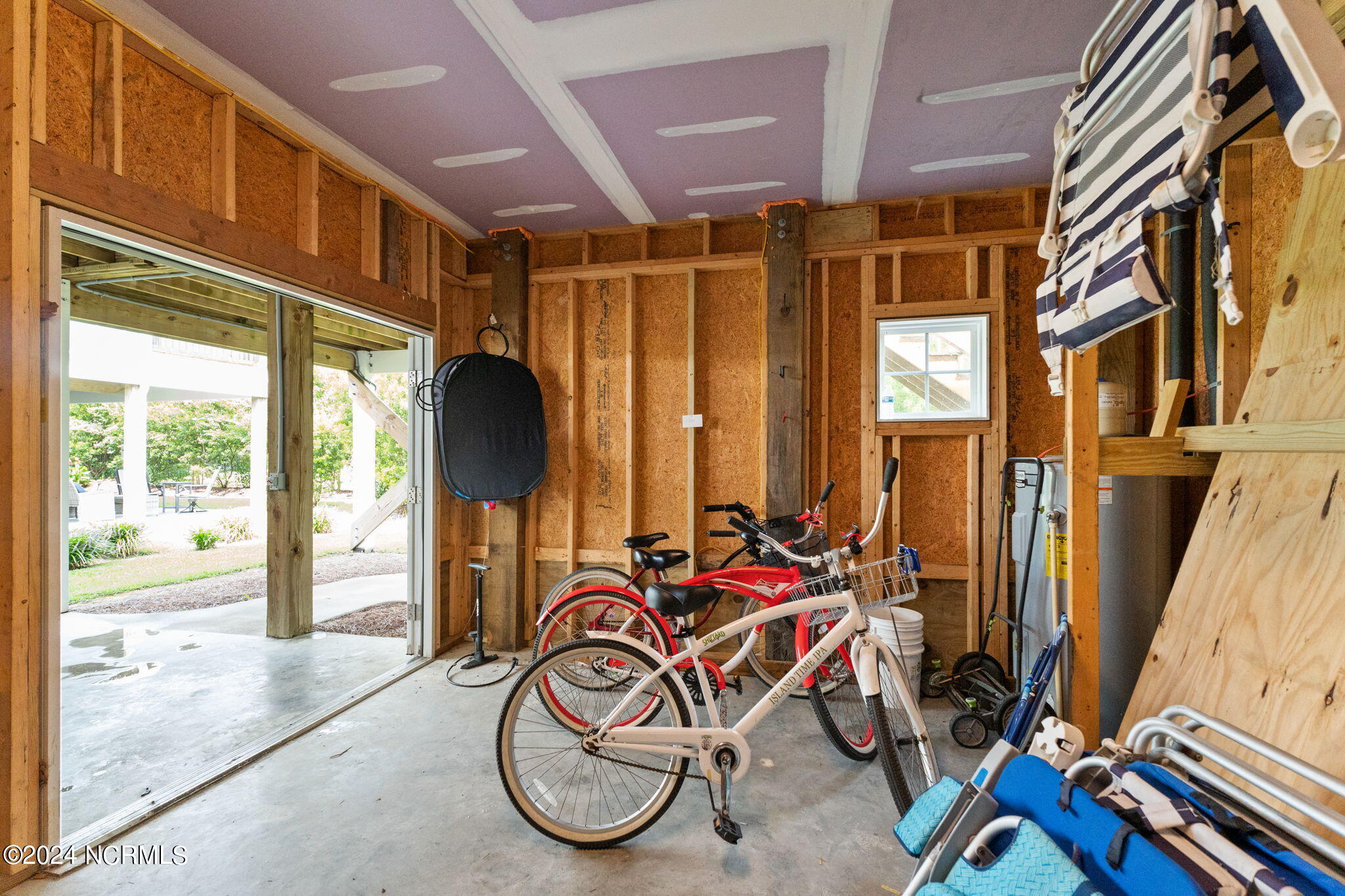106 NE 50th Street