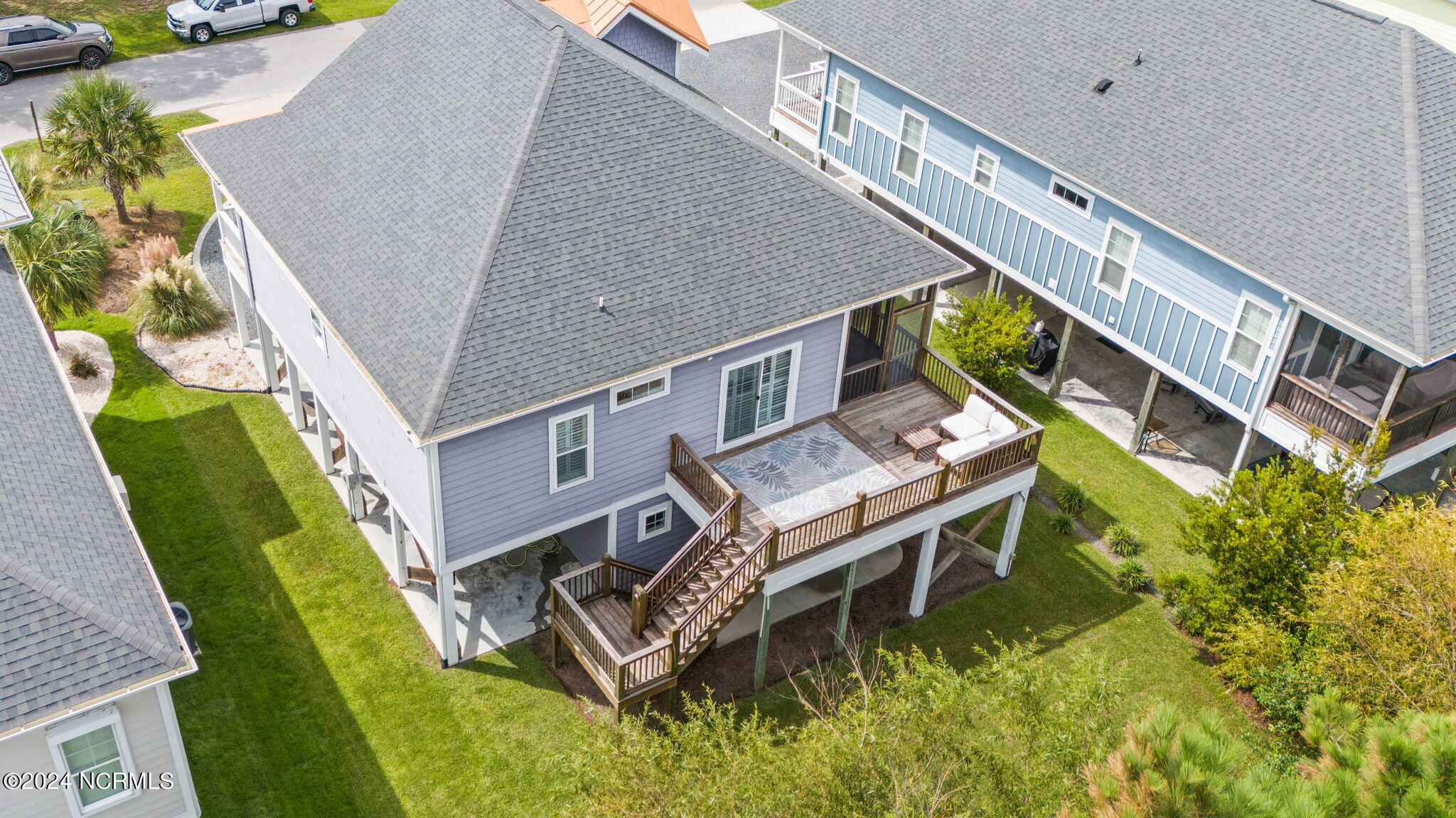 106 NE 50th Street