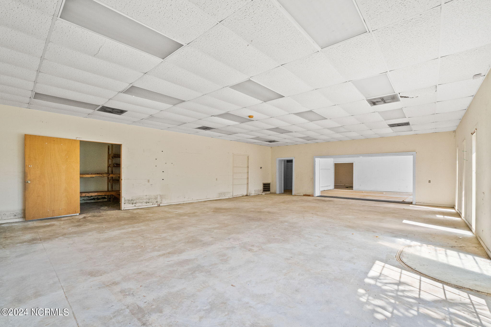 4593 Long Beach Road SE