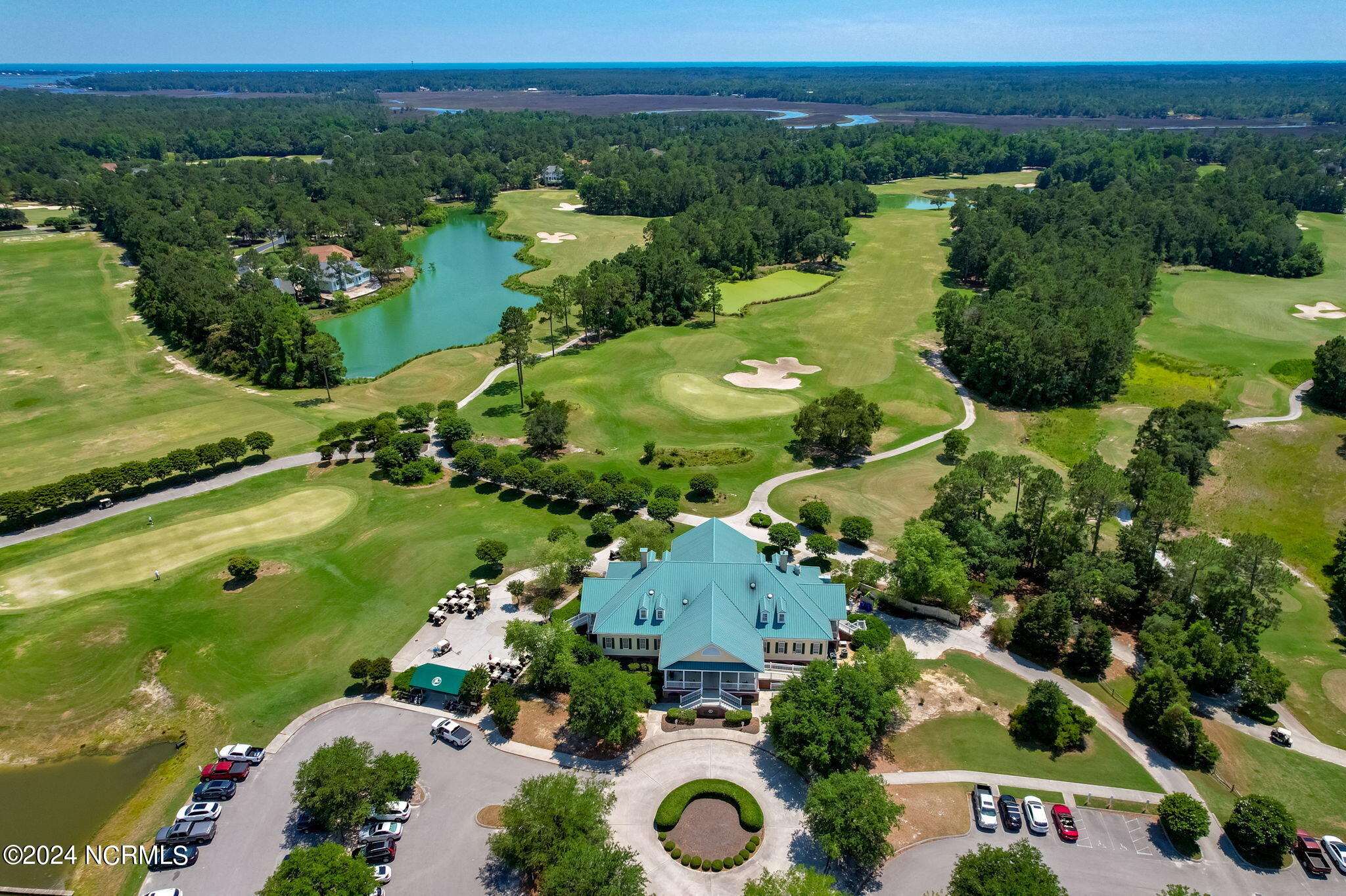 469 Deep Water Drive SE