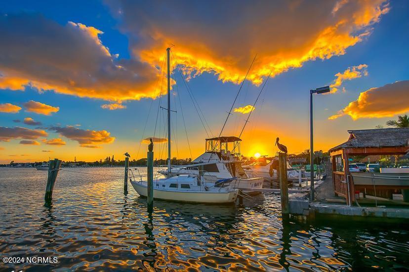 469 Deep Water Drive SE