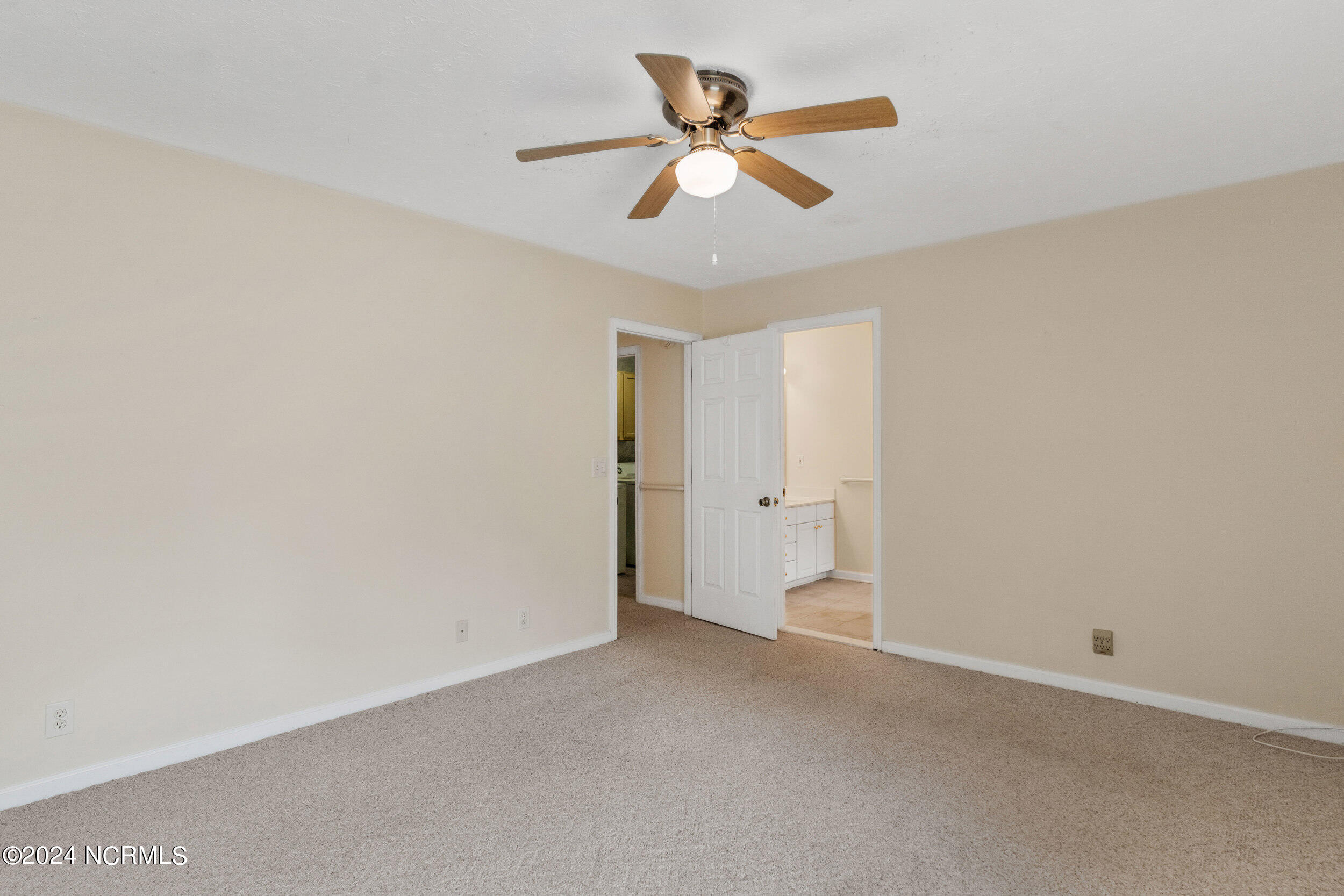 1584 Crown Stream Drive SW