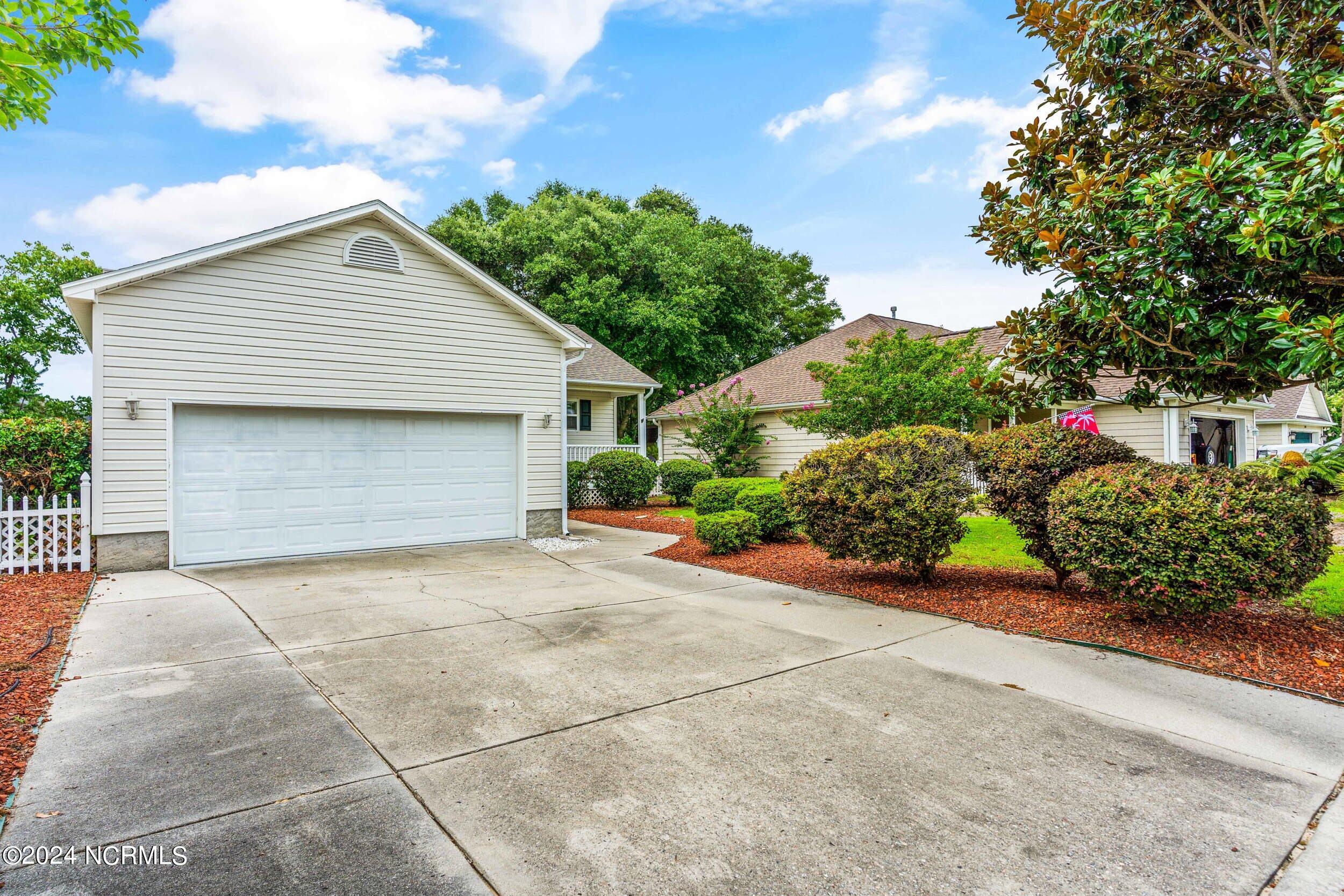 1584 Crown Stream Drive SW