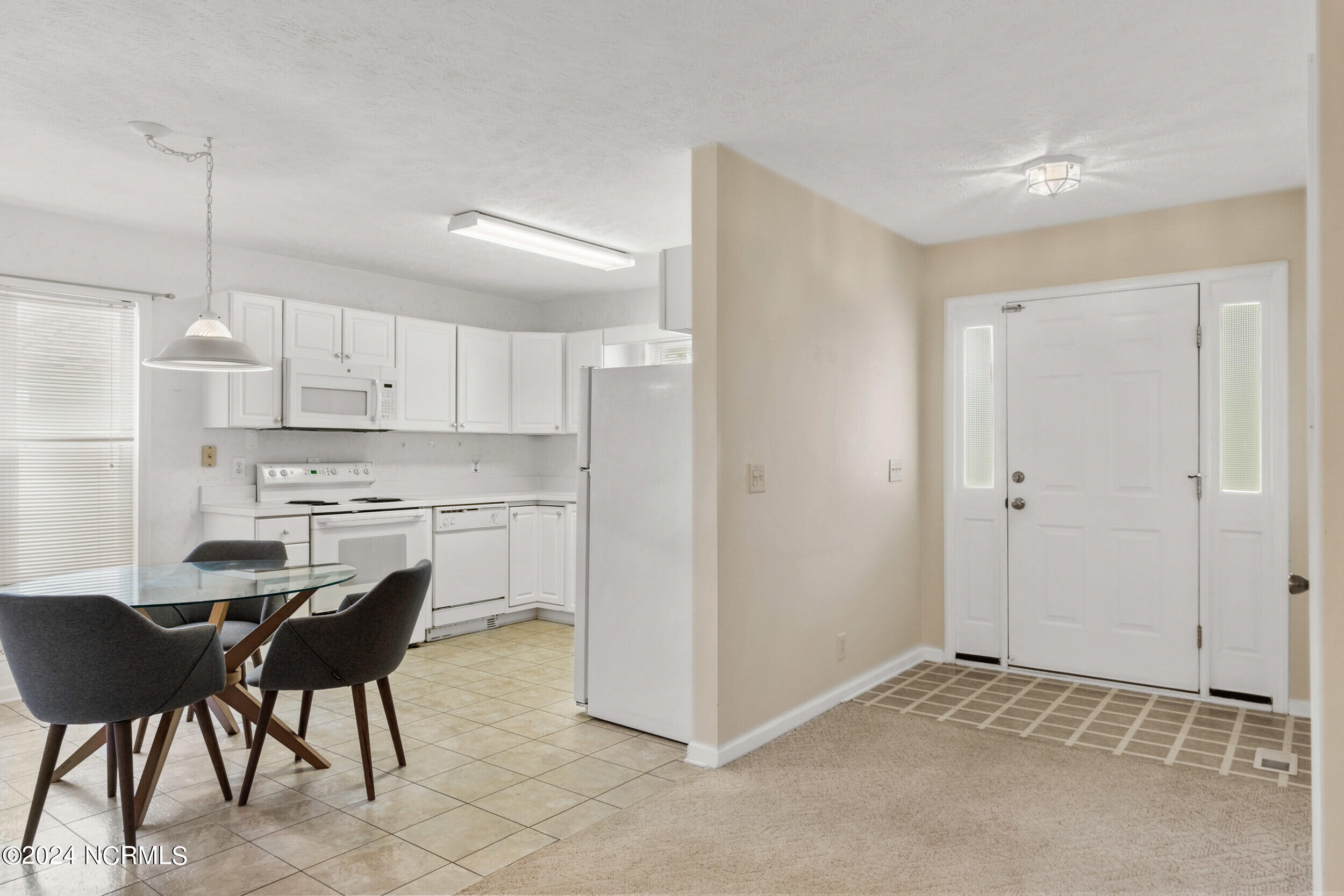 1584 Crown Stream Drive SW