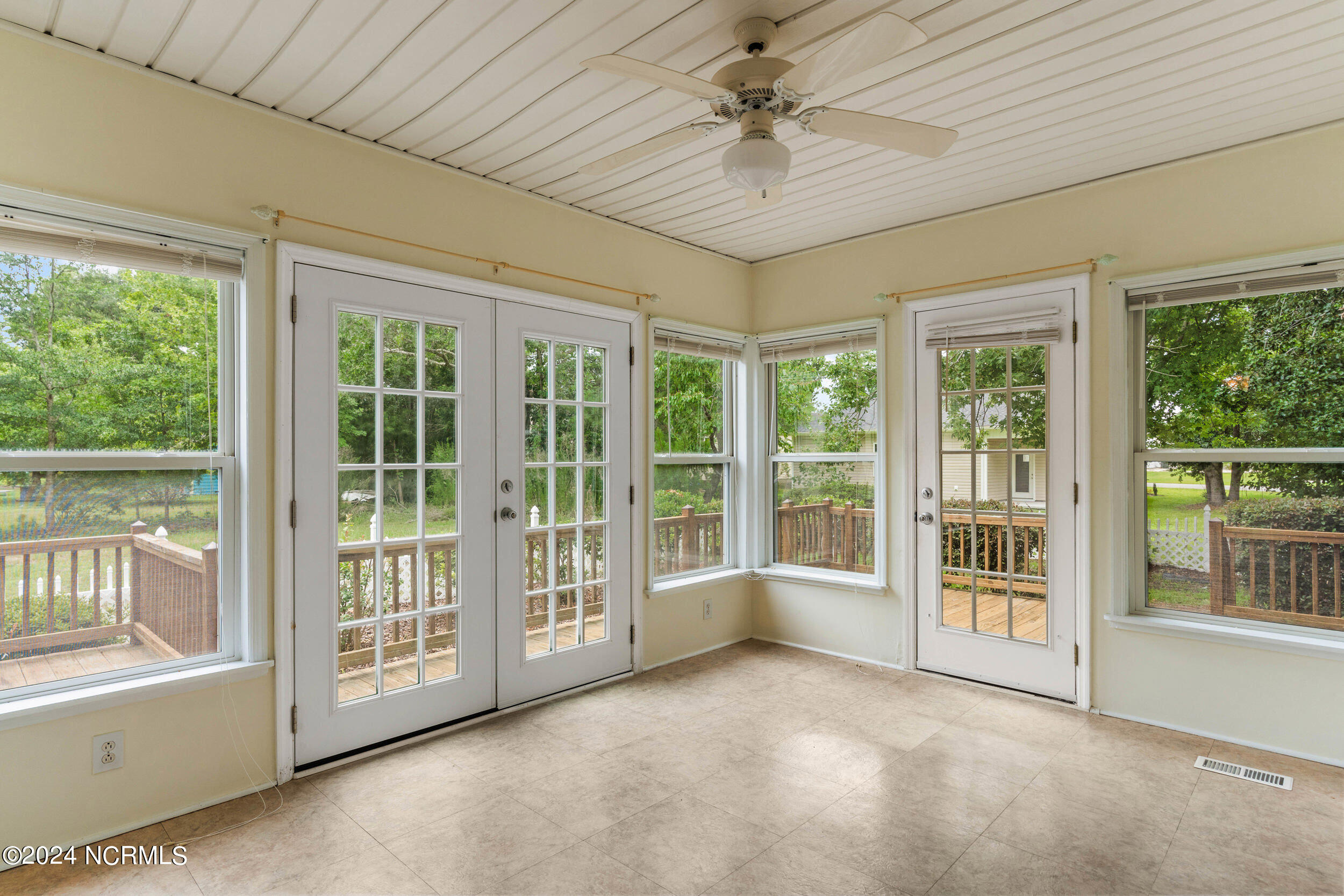 1584 Crown Stream Drive SW