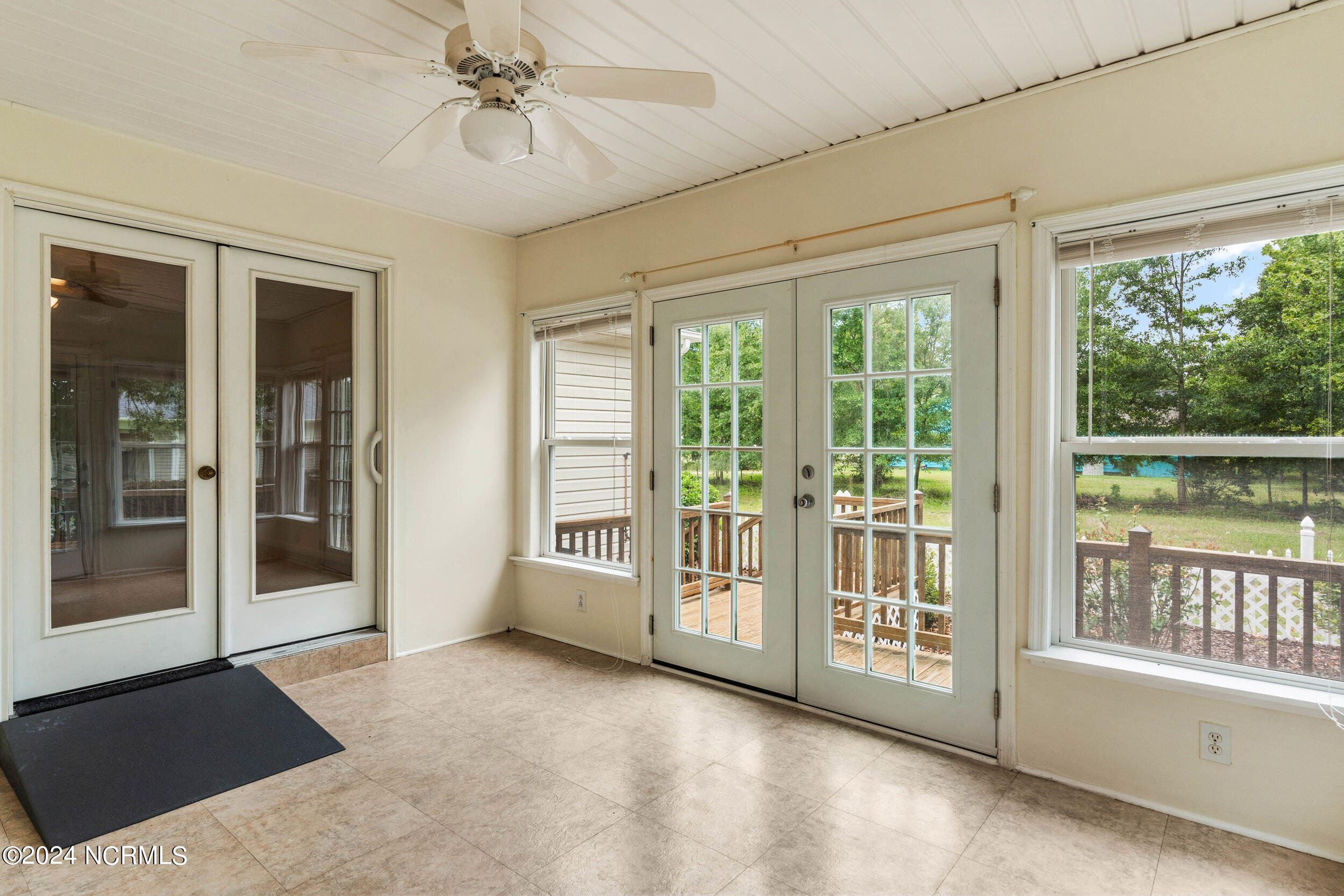 1584 Crown Stream Drive SW