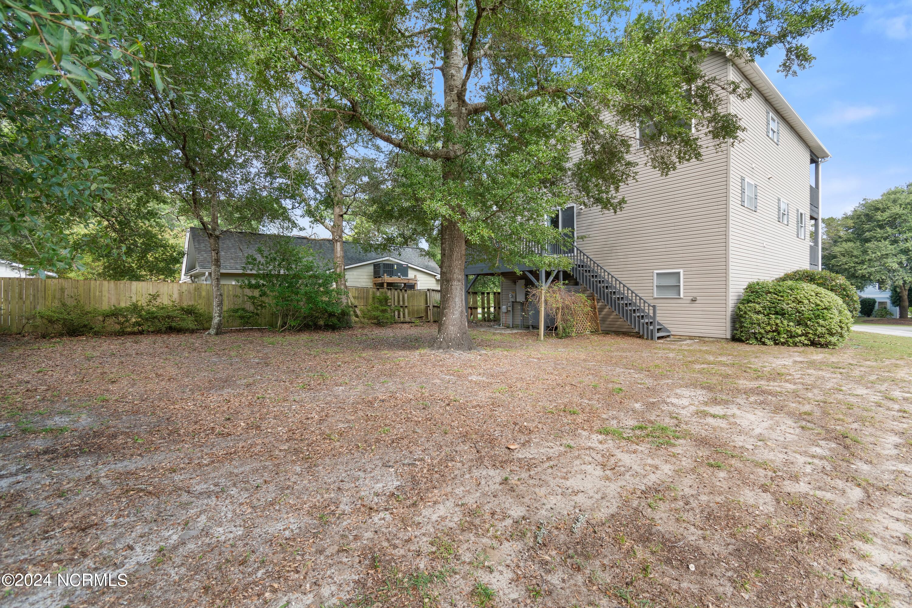 707 E Yacht Drive
