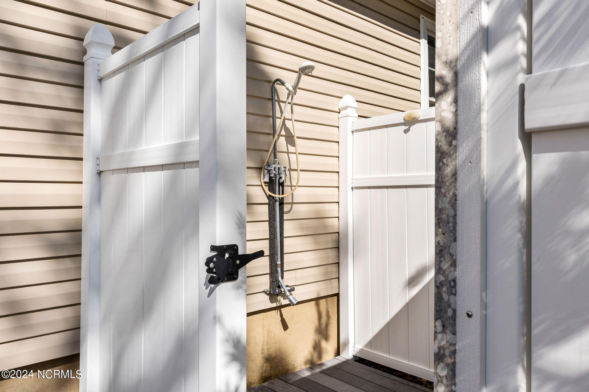 106 NE 23rd Street