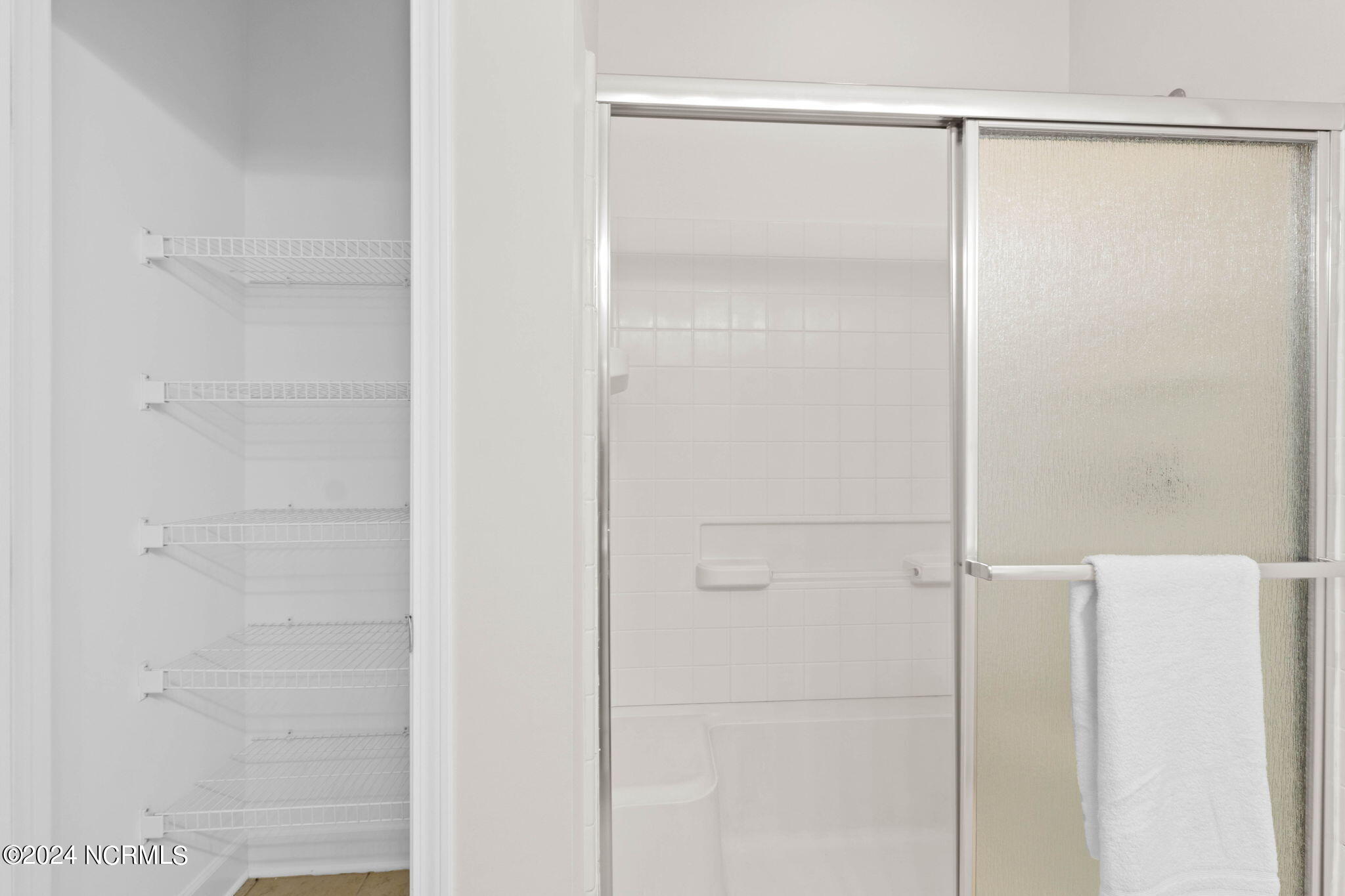 4004 Norseman Loop, Unit 5