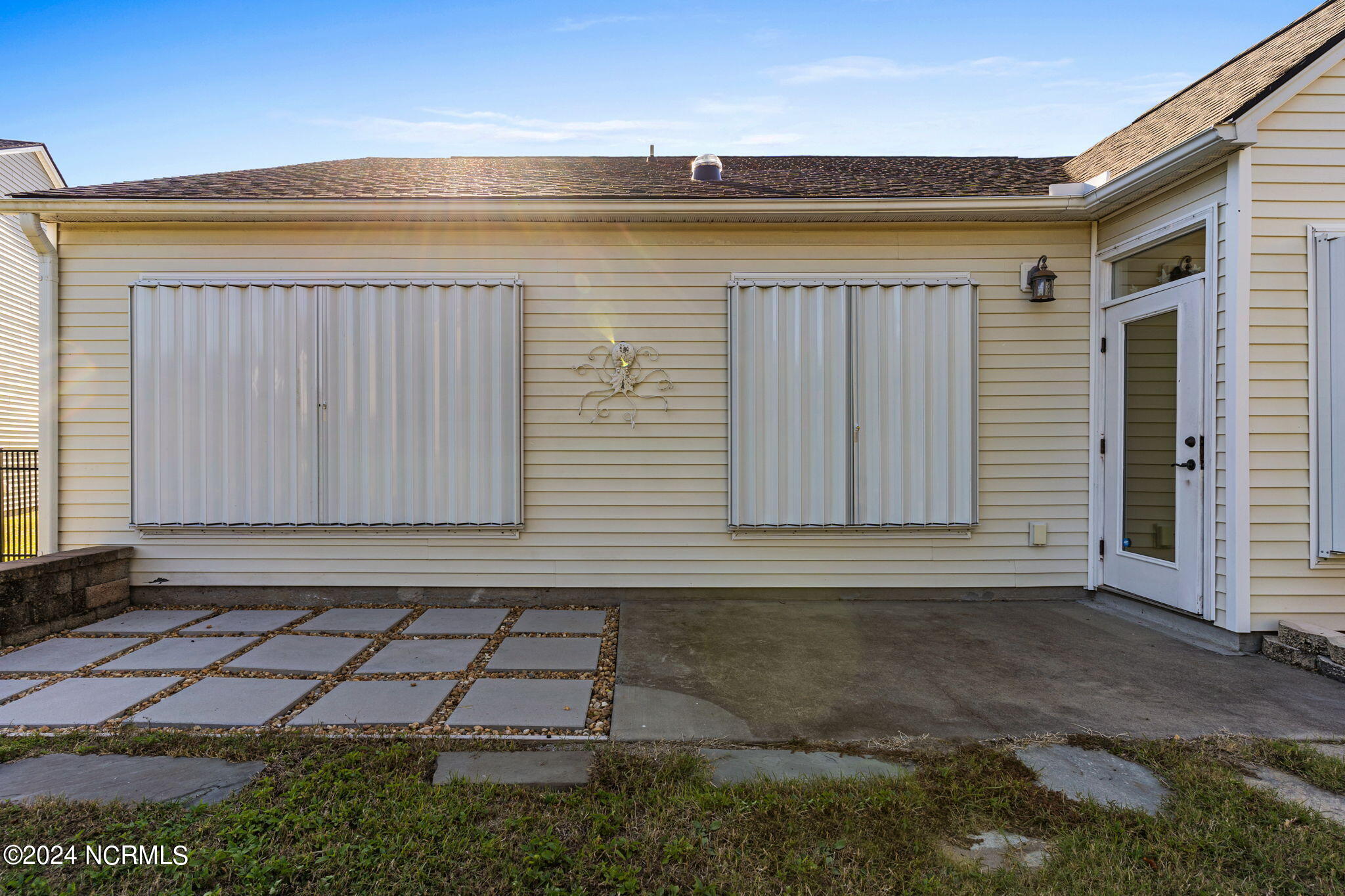 5086 Capstan Court