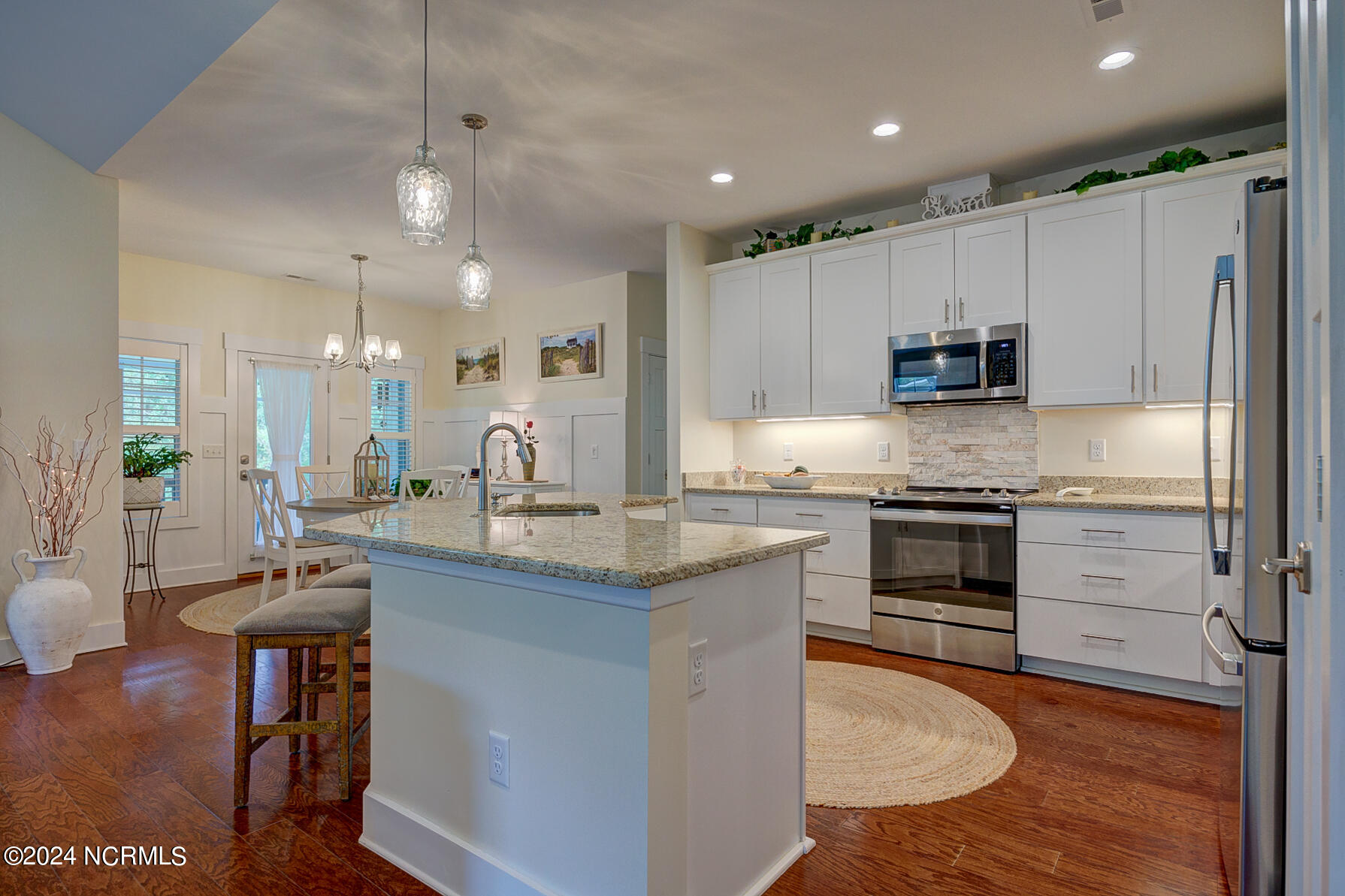 3854 Winding Vine Way