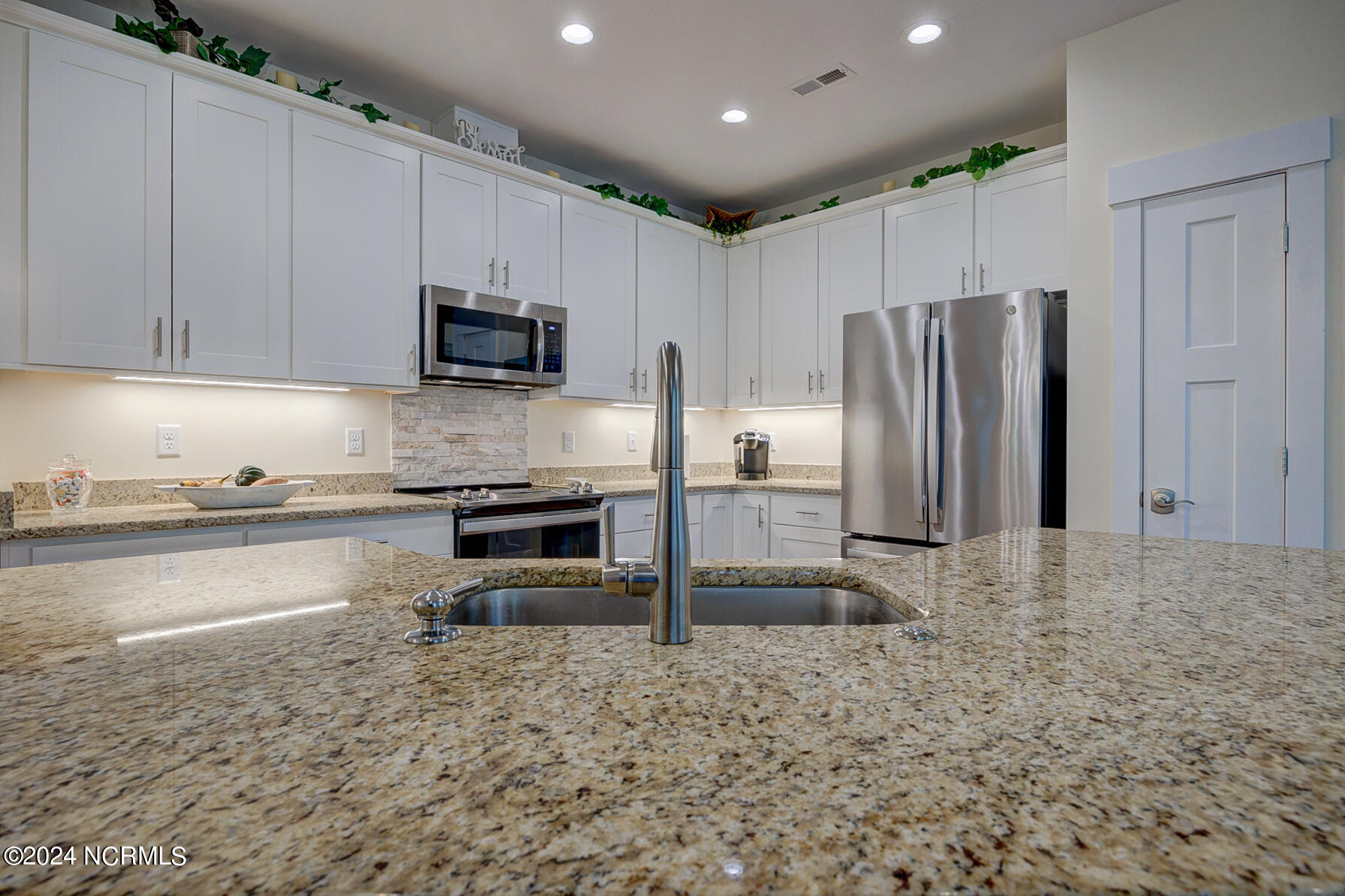 3854 Winding Vine Way