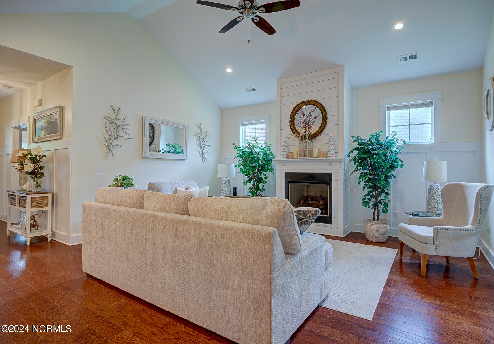 3854 Winding Vine Way