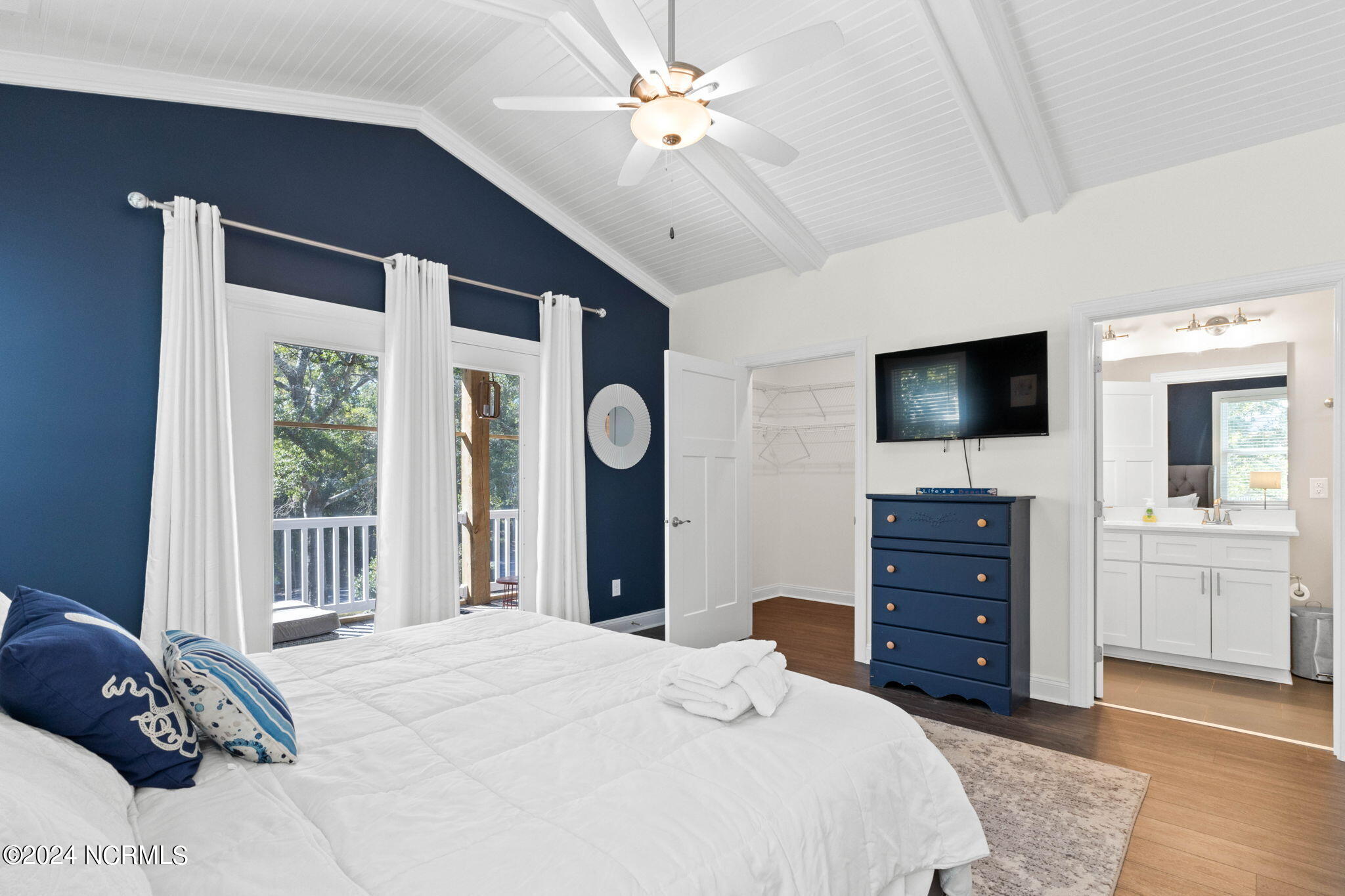 1501 W Oak Island Drive