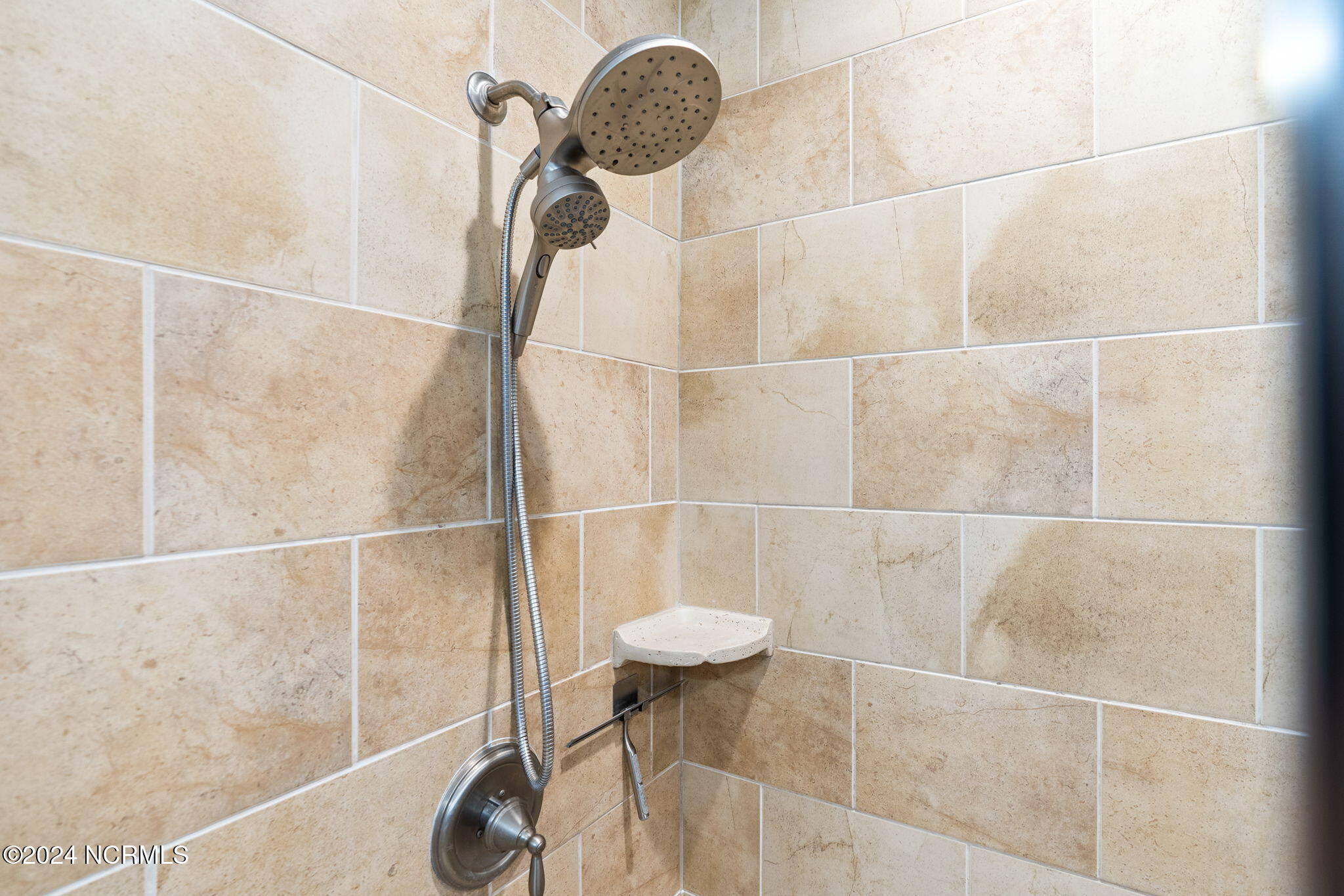 2537 St James Drive, Unit 702