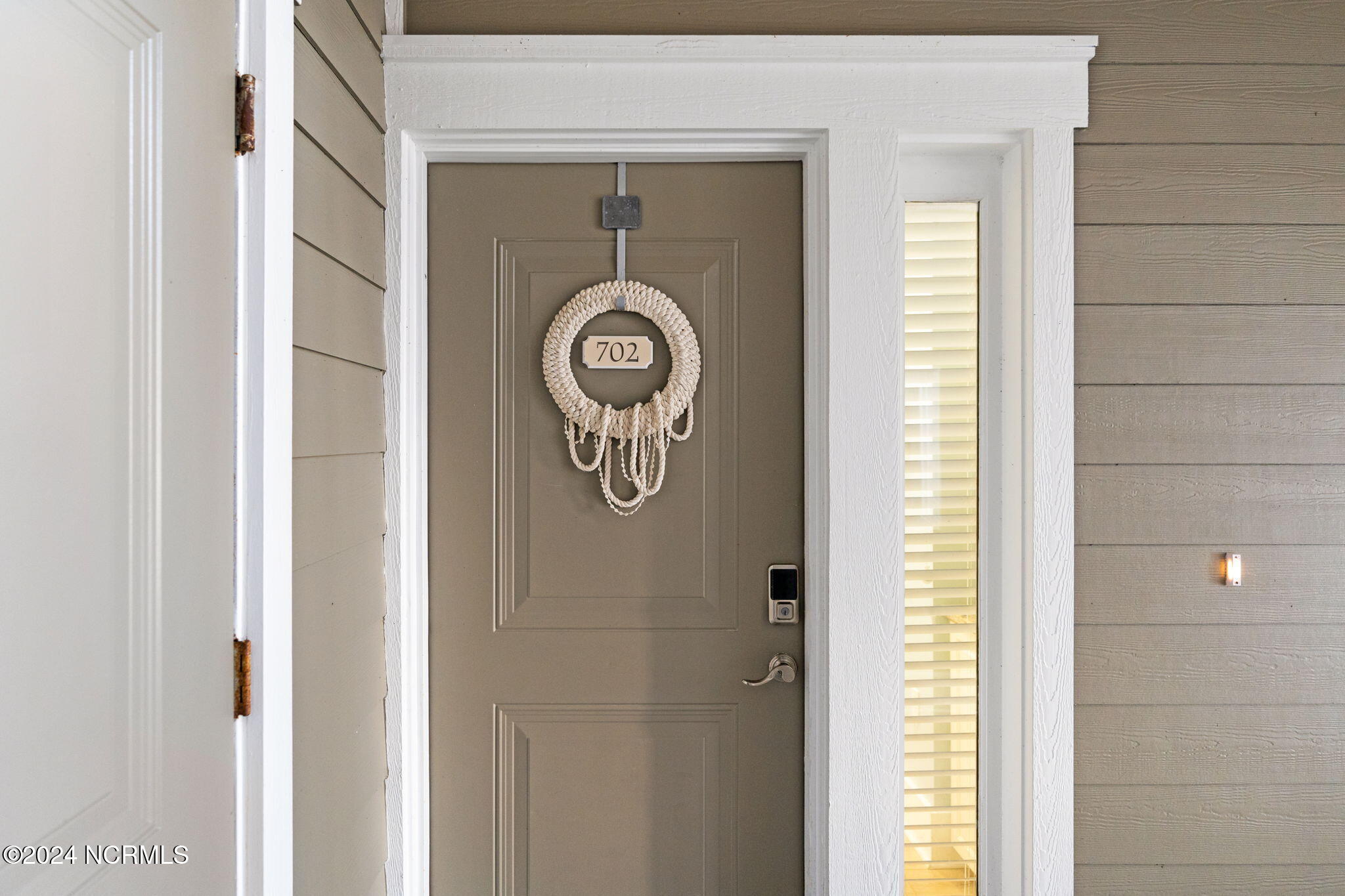 2537 St James Drive, Unit 702