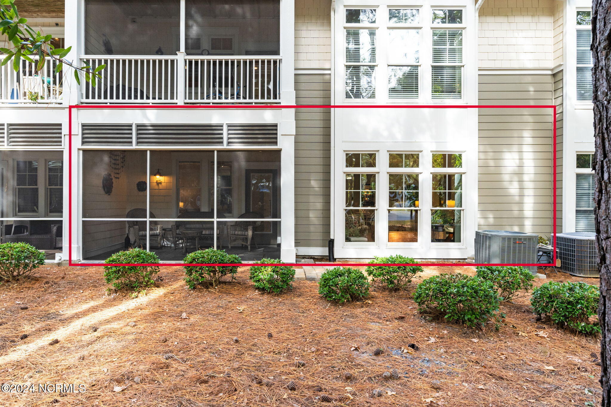 2537 St James Drive, Unit 702