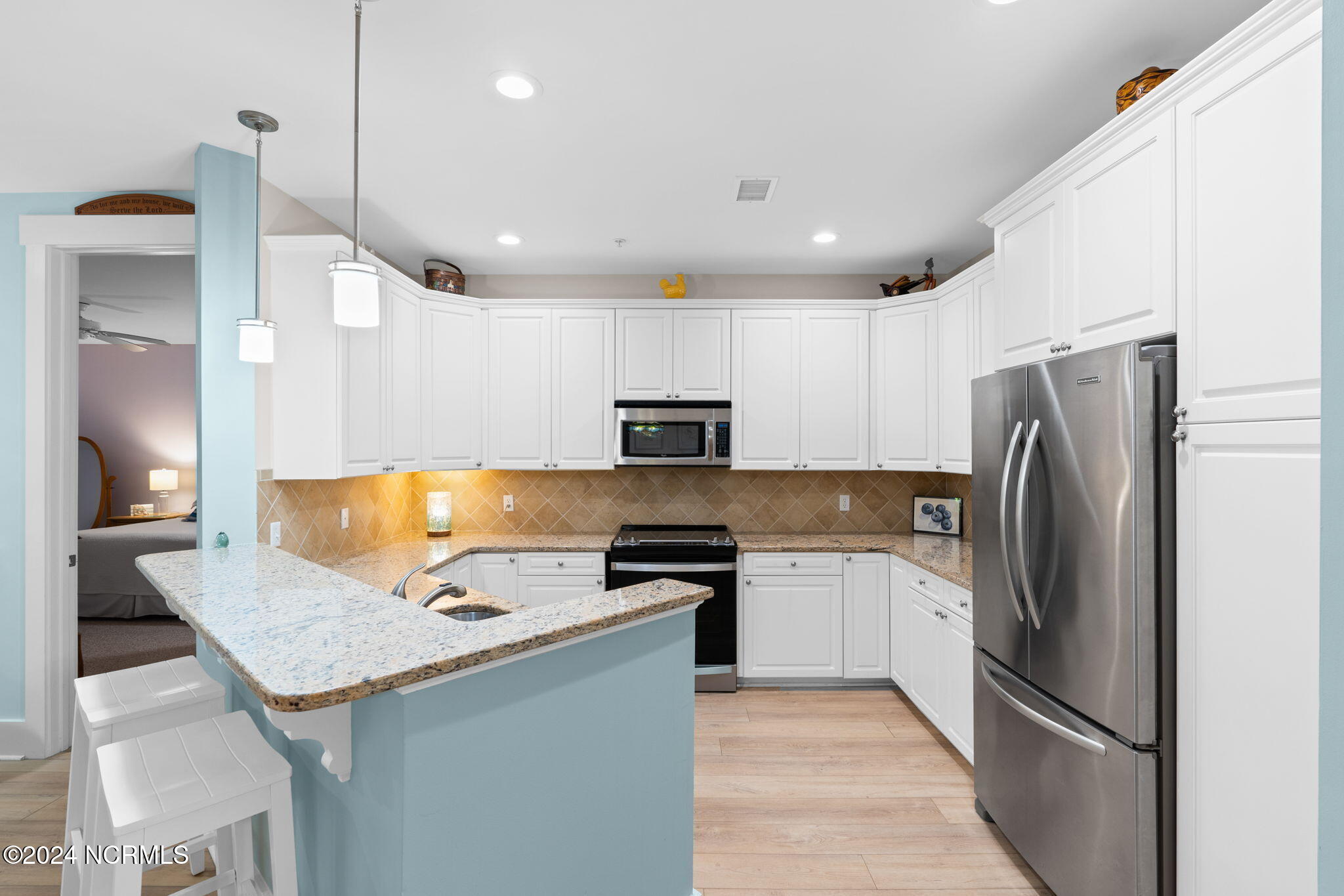 2537 St James Drive, Unit 702