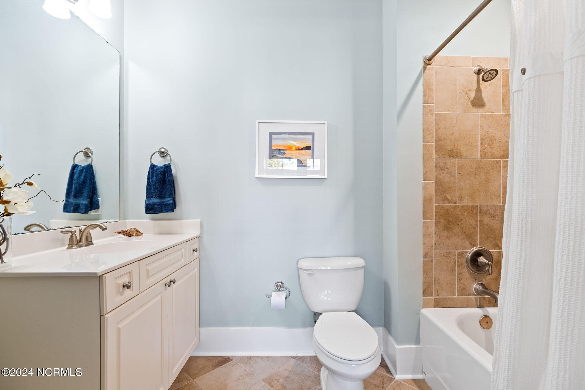 2537 St James Drive, Unit 702