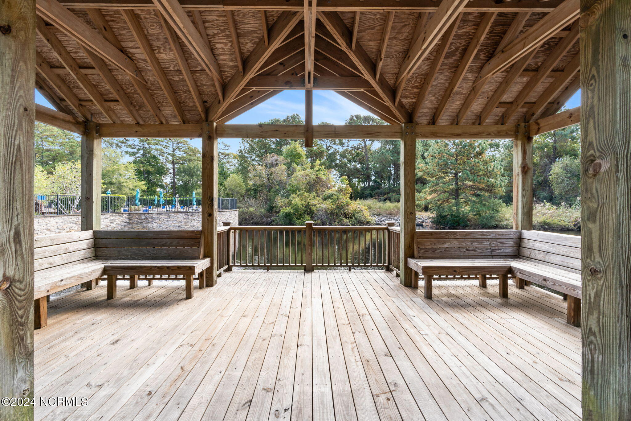 2537 St James Drive, Unit 702