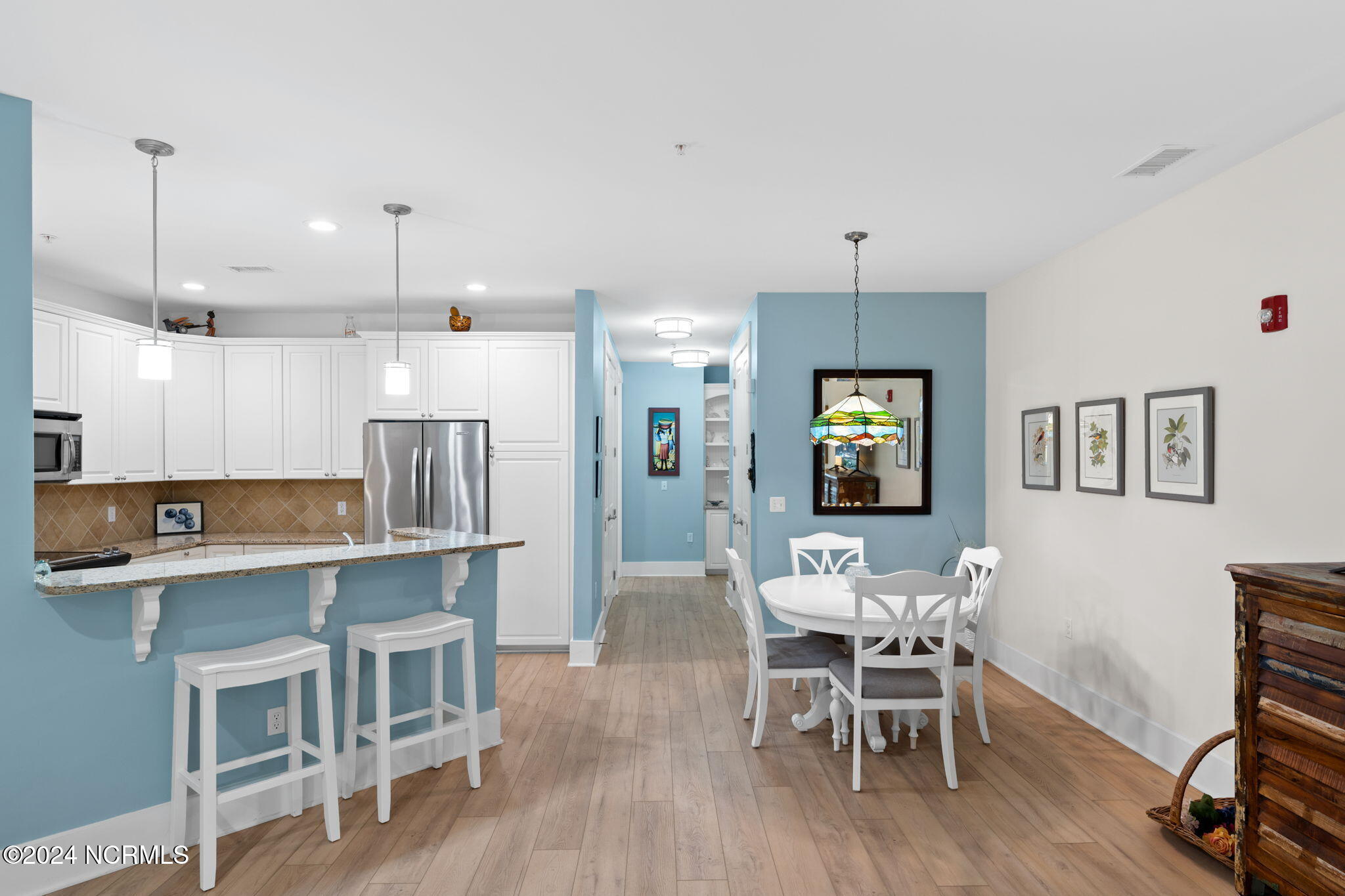 2537 St James Drive, Unit 702