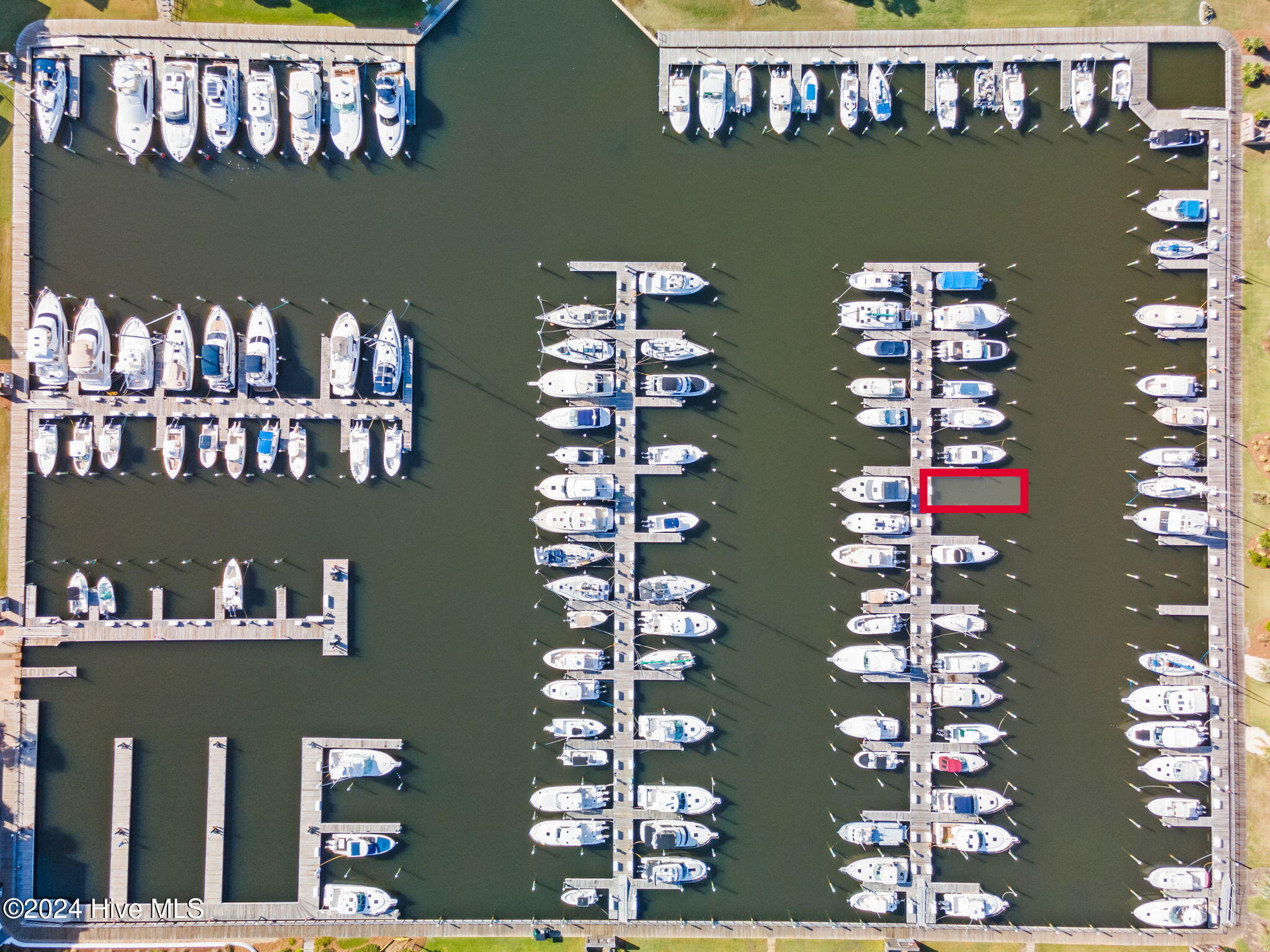 2571 St James Drive SE, C26