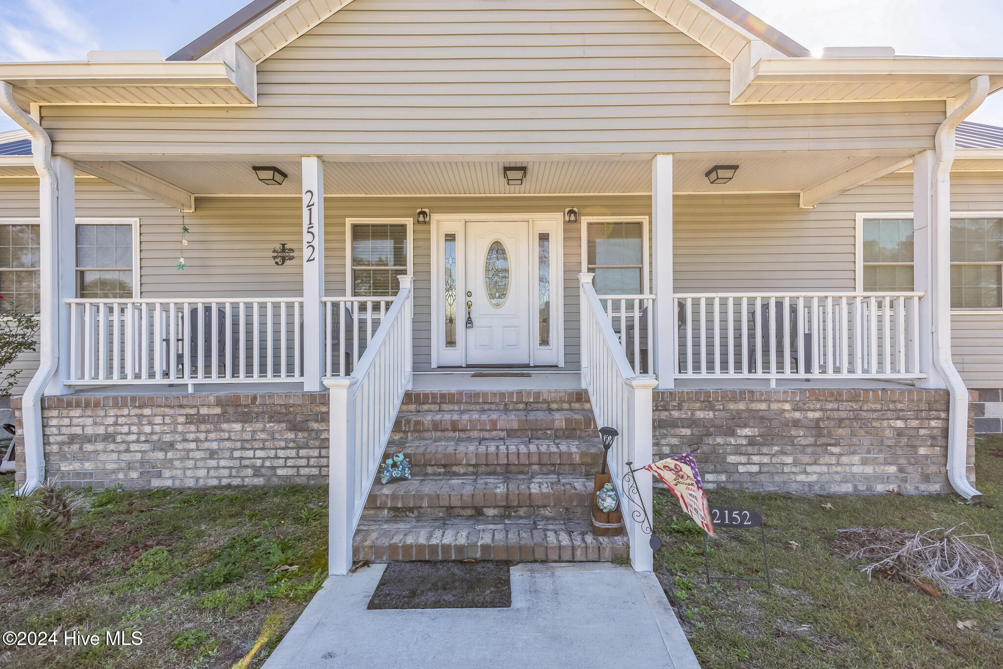 2152 Lakeside Avenue SW