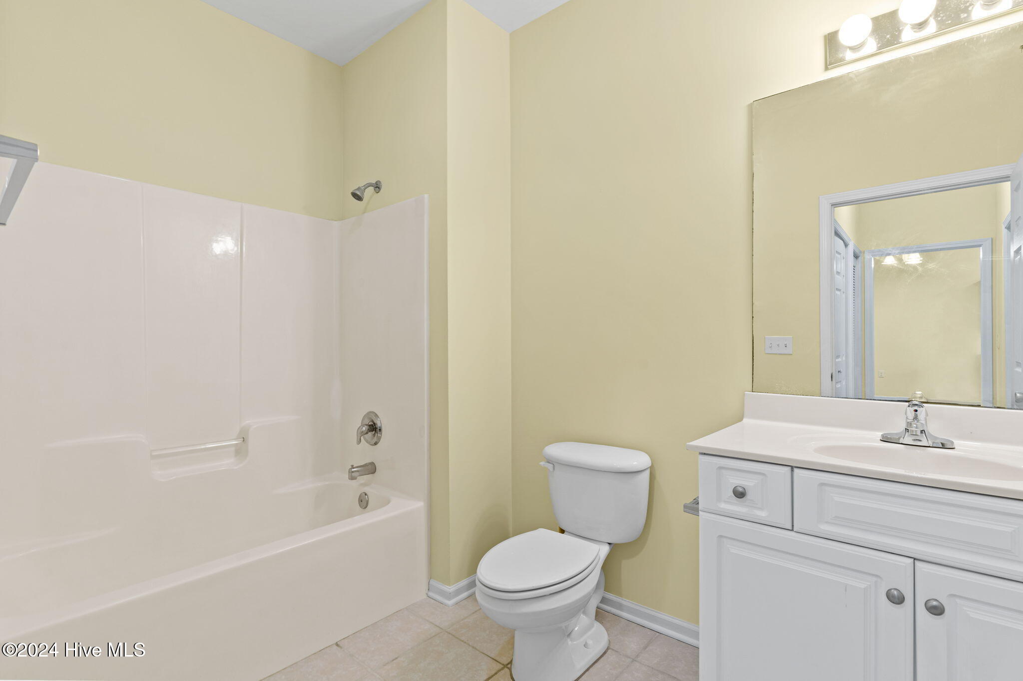 4134 Vanessa Drive SE, Unit 12