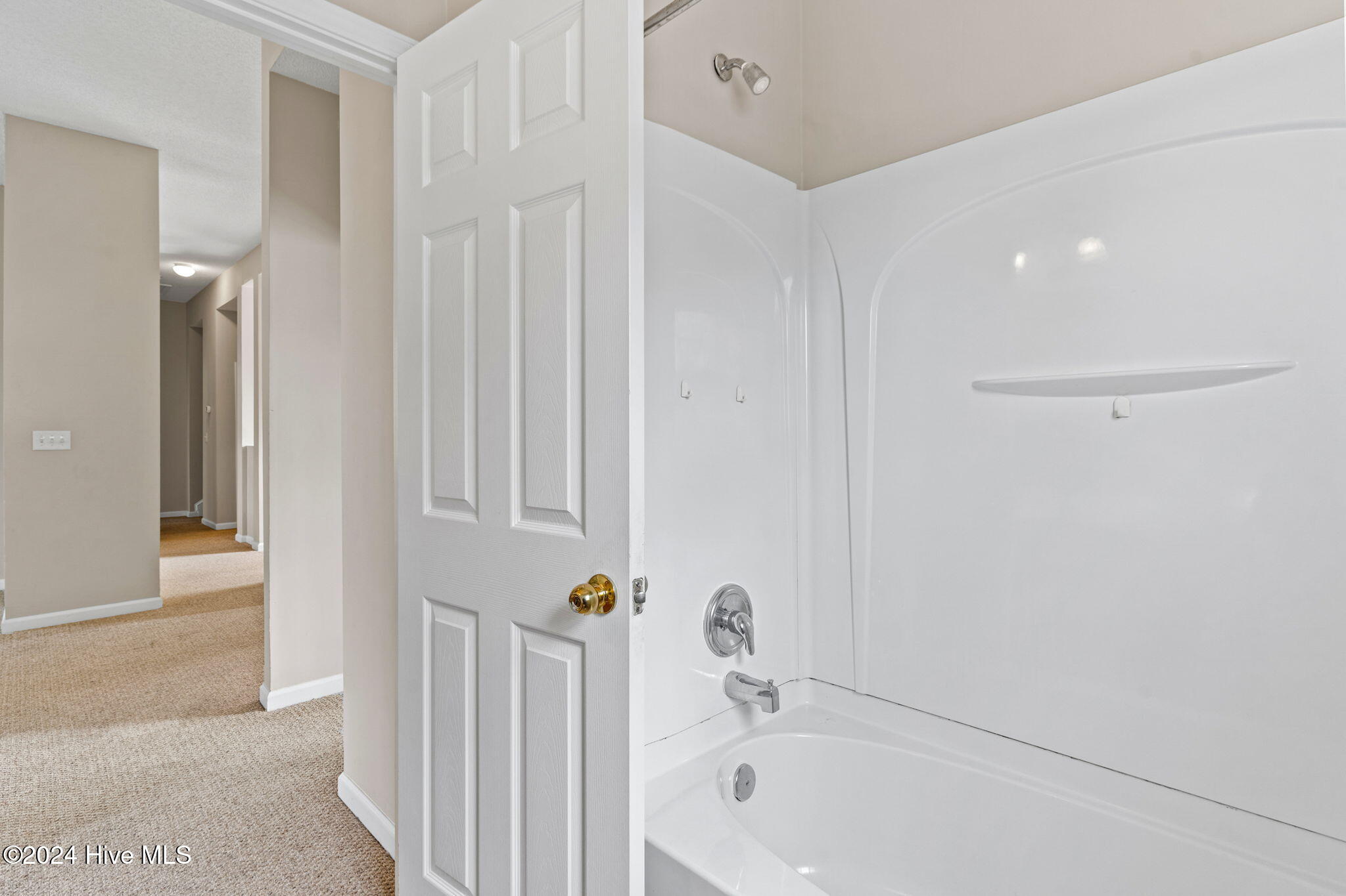 5011 Bowline Court