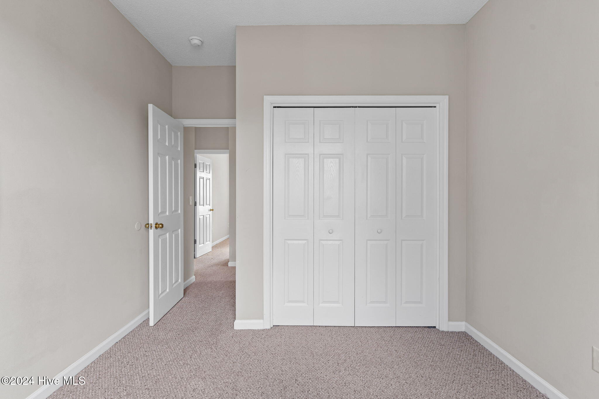 5011 Bowline Court
